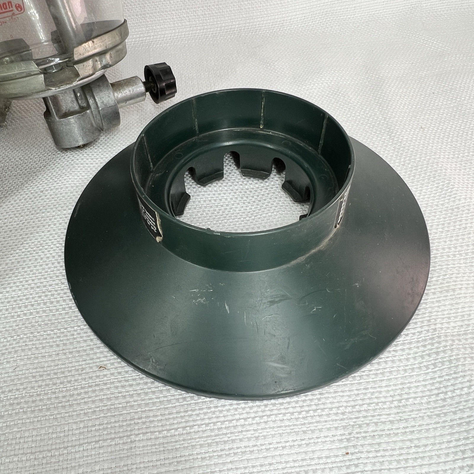 COLEMAN Propane Lantern Two Mantle 5152-700 5152 UNTESTED