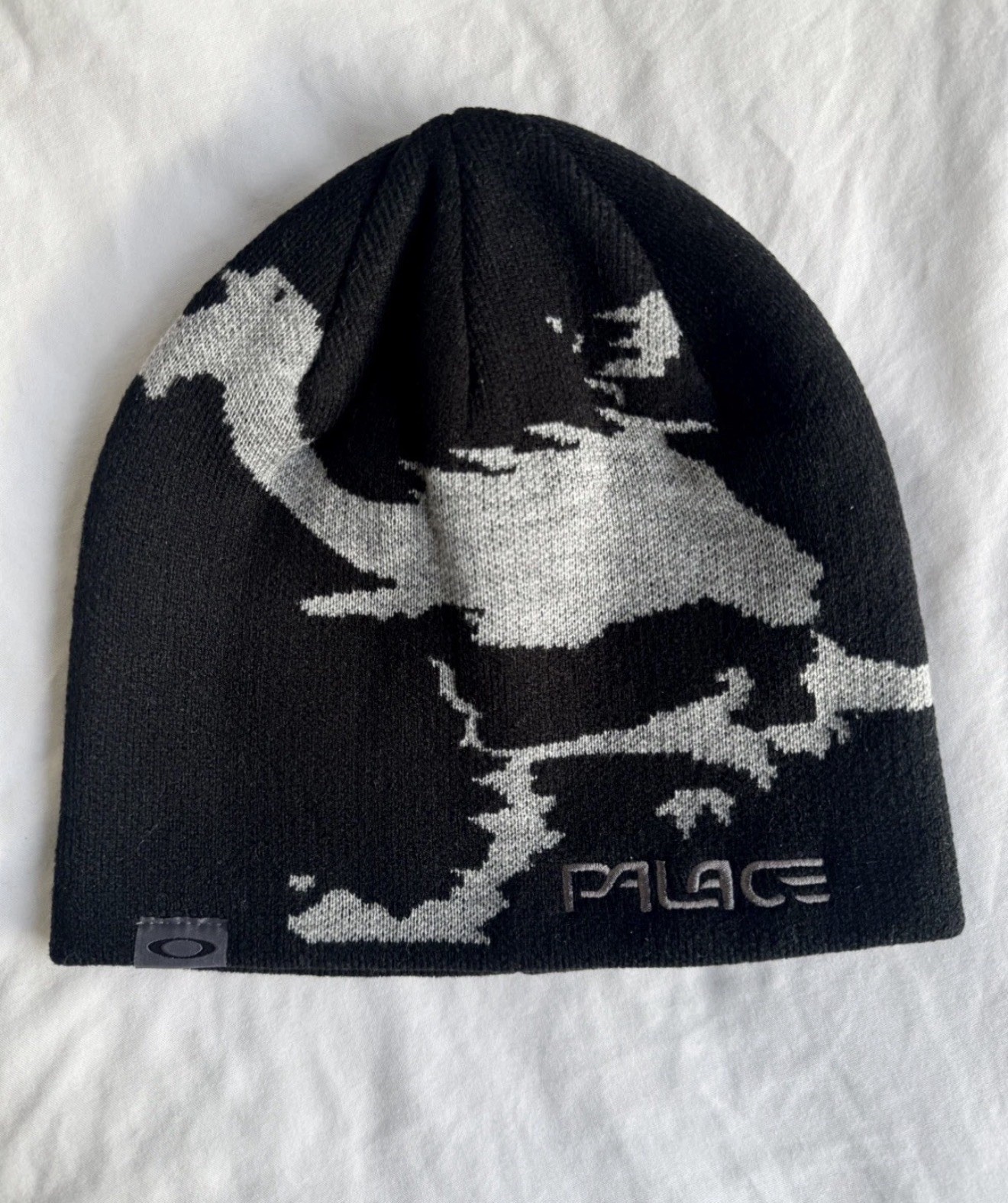 Palace x Oakley Beanie Black OSFM Acrylic Knit Hat Rare Collab Korea NEW
