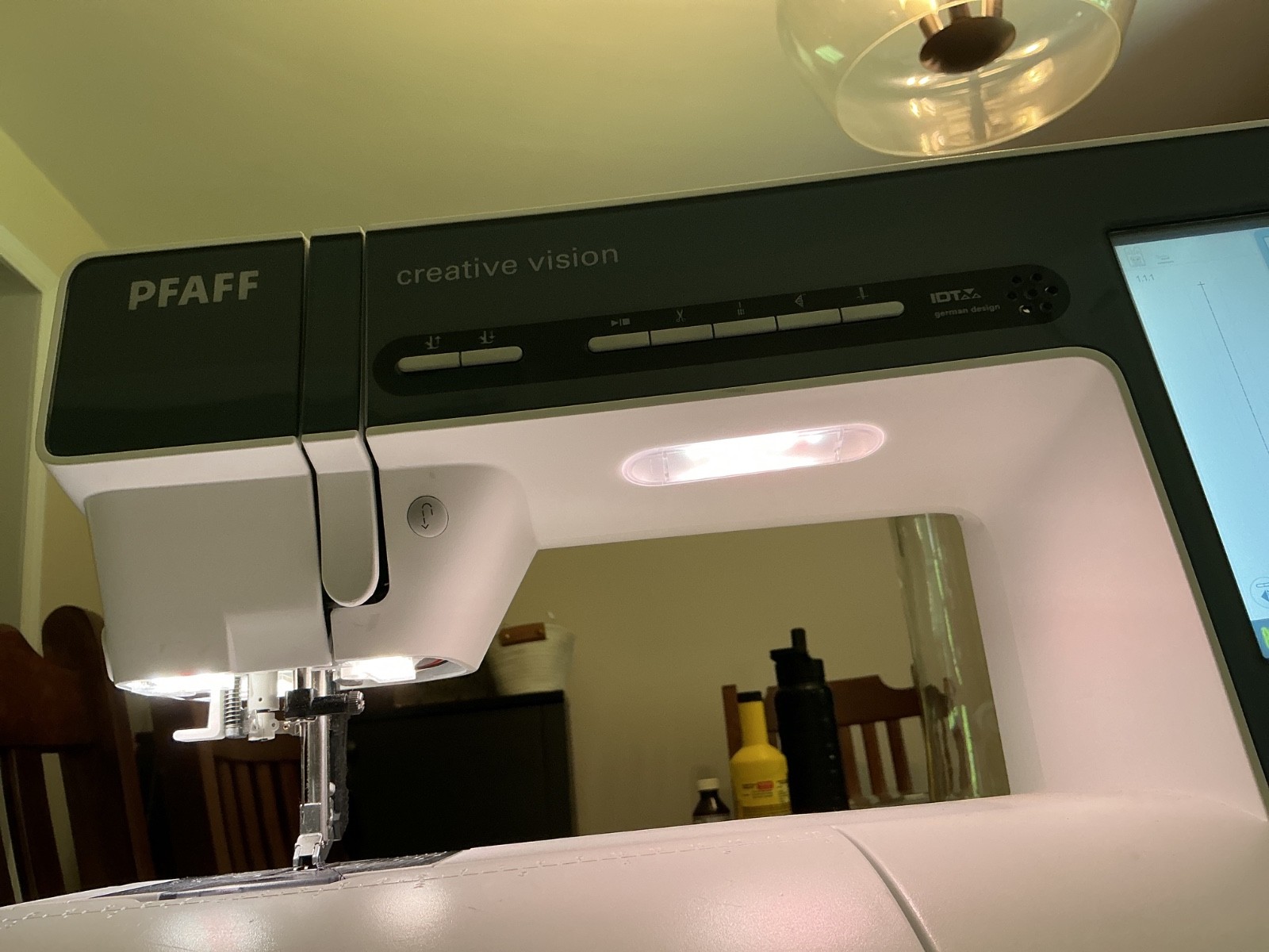 Pfaff Creative Vision 5.0: Computerized Sewing & Embroidery Machine & Accessorie