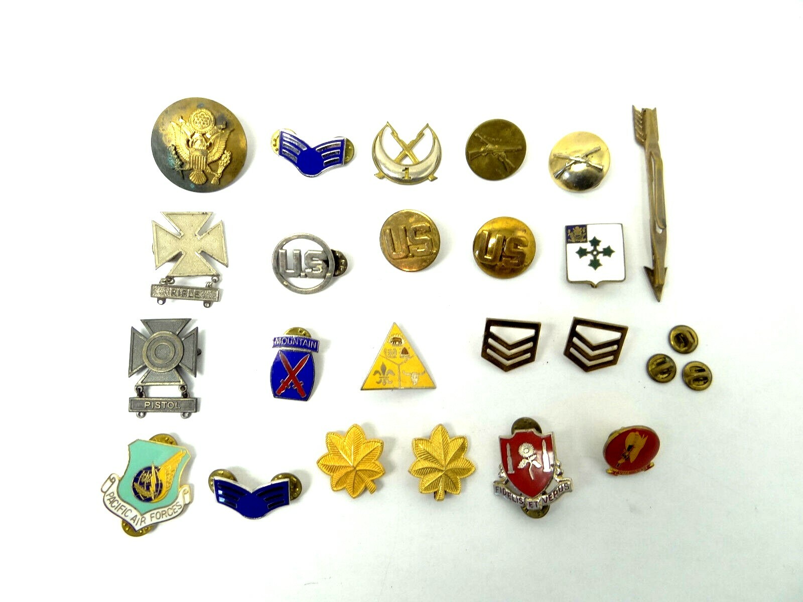 Vintage Military Pacific Air Forces Eagle Hatpin Sergeant Pins Badges Insignias