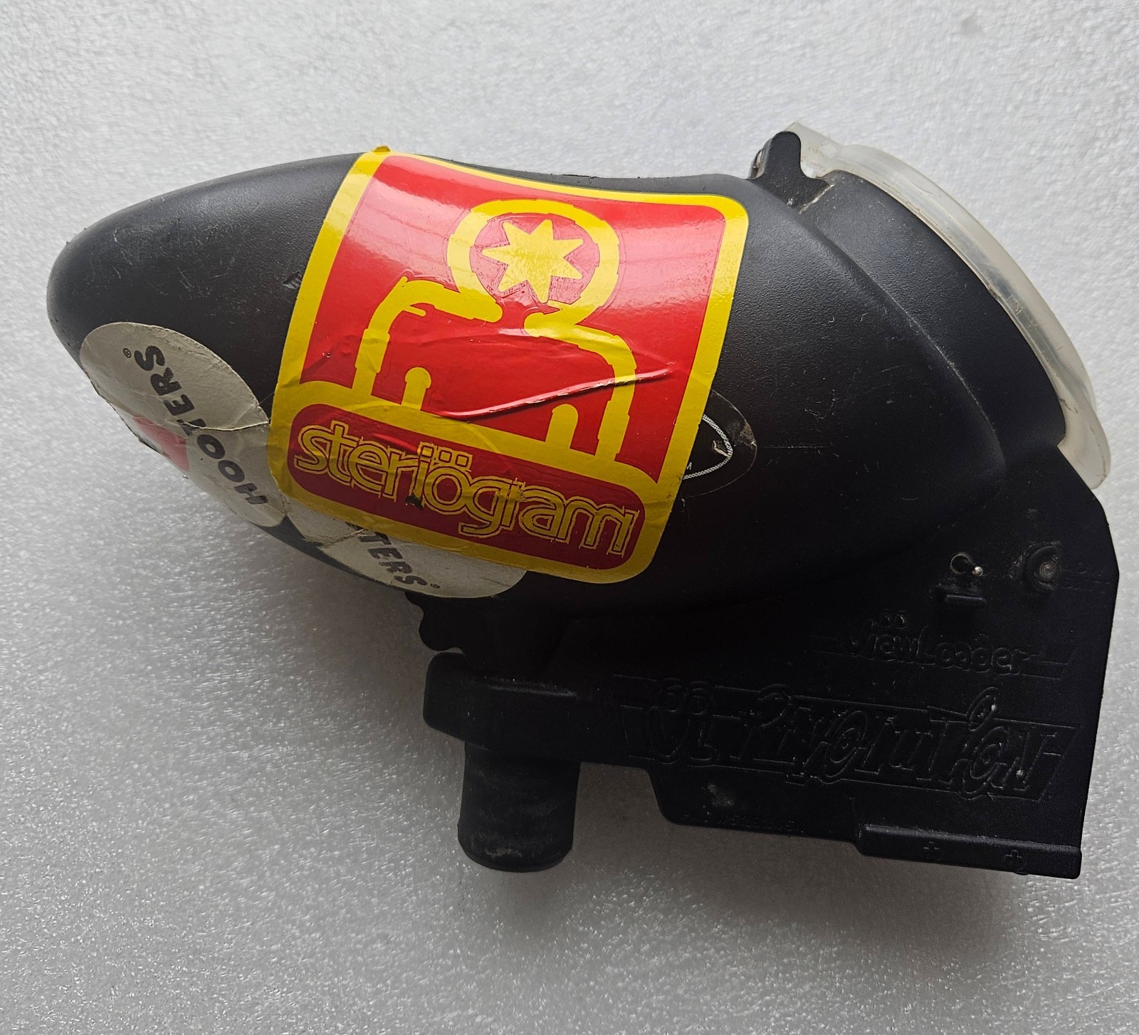 Viewloader Revlution Revvy paintball hopper loader - tested 18V • stickerbombed