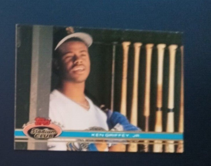 1991 Stadium Club Ken Griffey,# 270 near mint-mint (see scan)