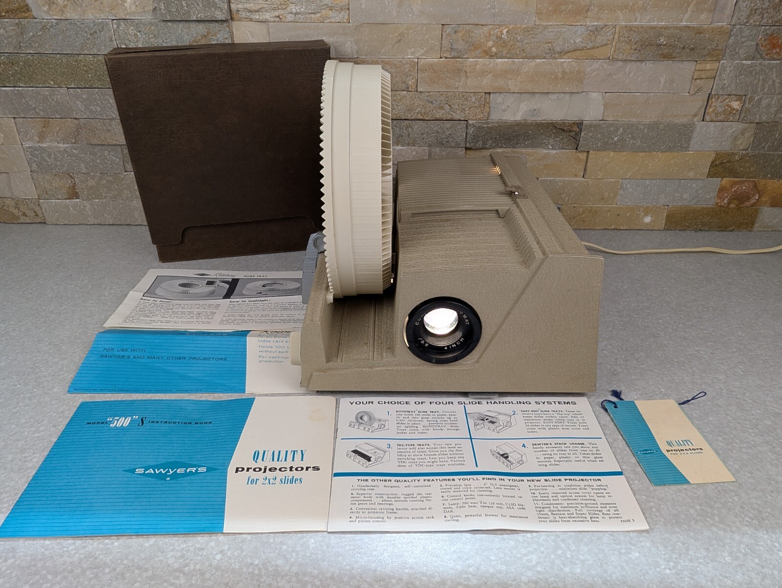 Vintage Sawyers 500S Manual Slide Projector with Cover Cord Tested Works Great