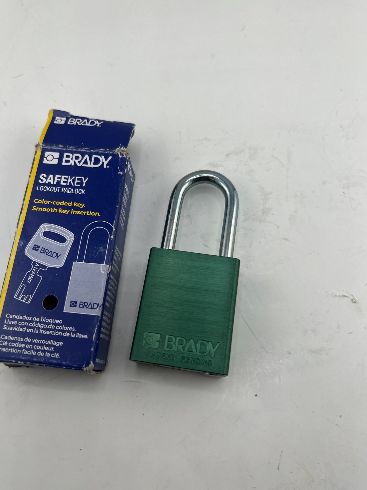 Brady  SafeKey Aluminum Lockout Padlocks, 1.5" Shackle Clearance, Green*NO KEY*