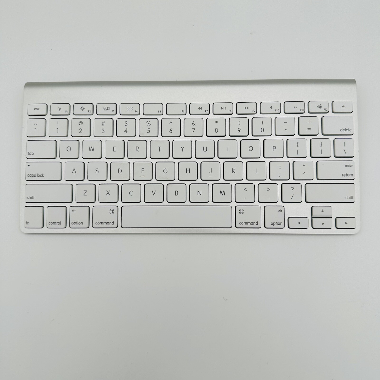 Apple Wireless Keyboard 2009 Model No.: A1314 Tested Working OEM