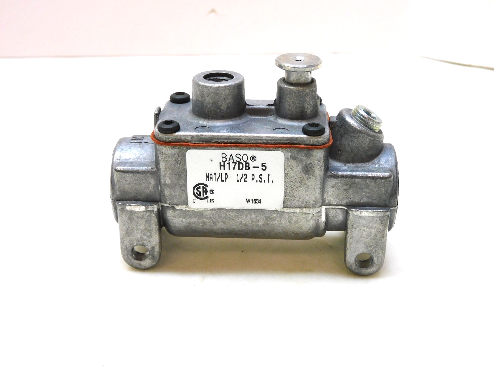 Baso H17DB-5 Automatic Pilot Valve 1/2" npt 1/2psi