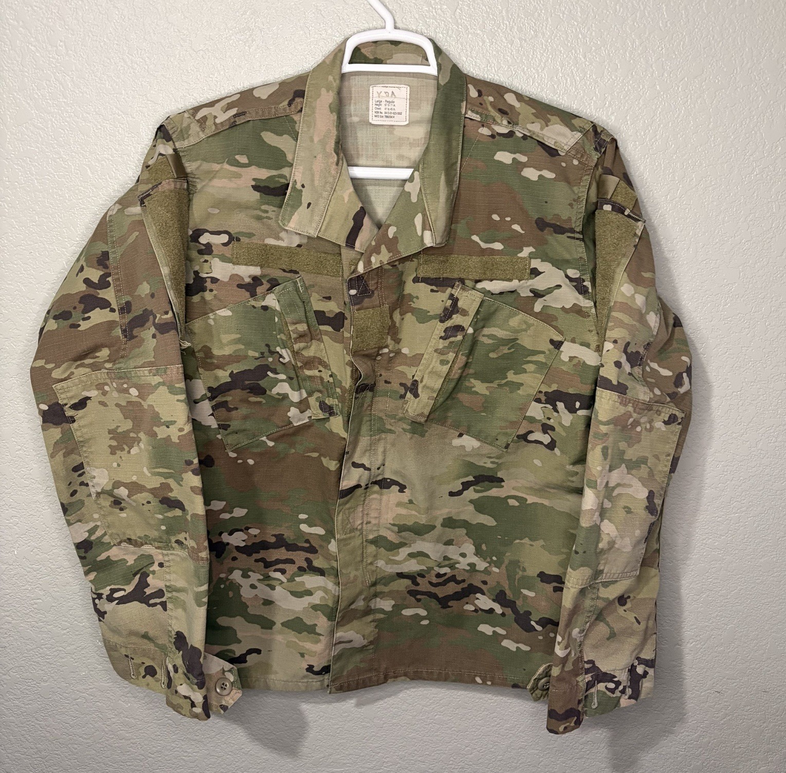 Army Combat Coat Large Regular Unisex 8415-01-623-5552 Camo (Broken Zipper)