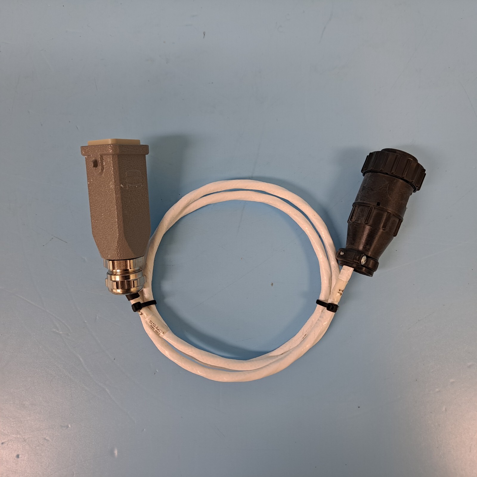 201-0404 AMAT APPLIED 0150-02957 CABLE ASSY,  SOURCE LID AC POWER CORD, 3 [USED]