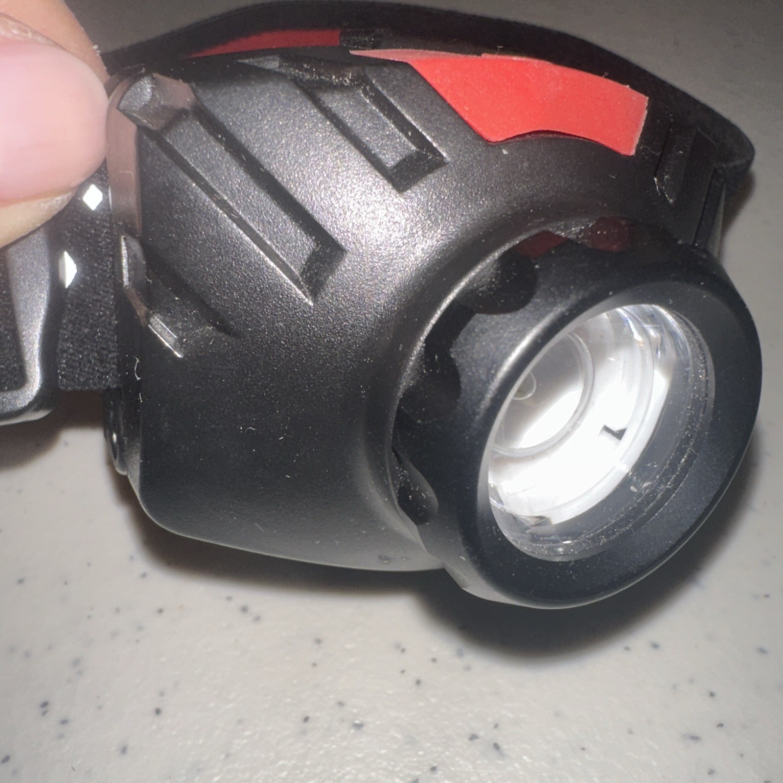 Coast 21324 FL70 Focusing LED Headlamp