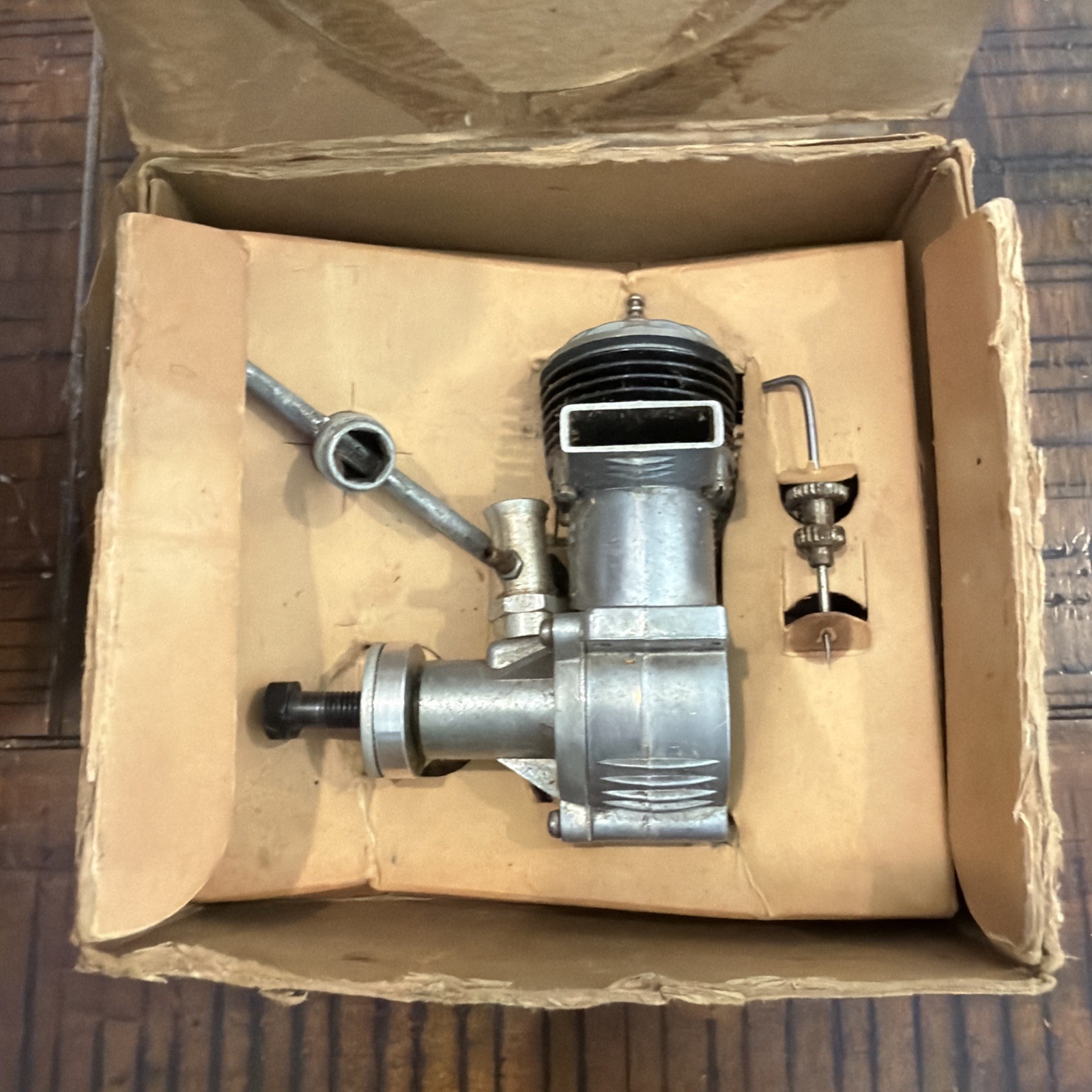 Forster "29" R Ignition R/C Airplane Engine -Made by RJL Industries -NIB