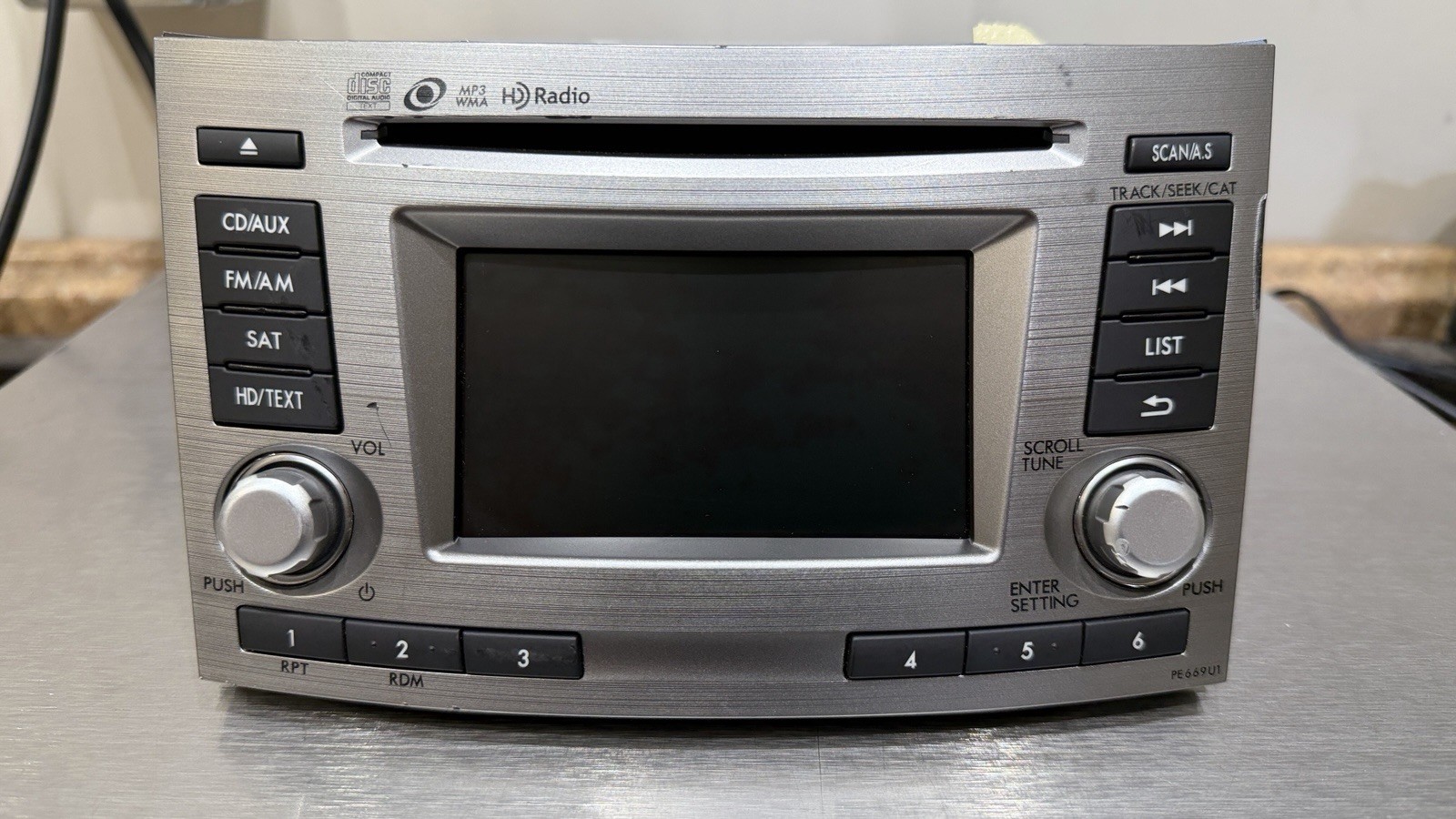 2012-2014 Subaru Outback & Legacy Radio Stereo CD Player 86201AJ66A 12-14 OEM