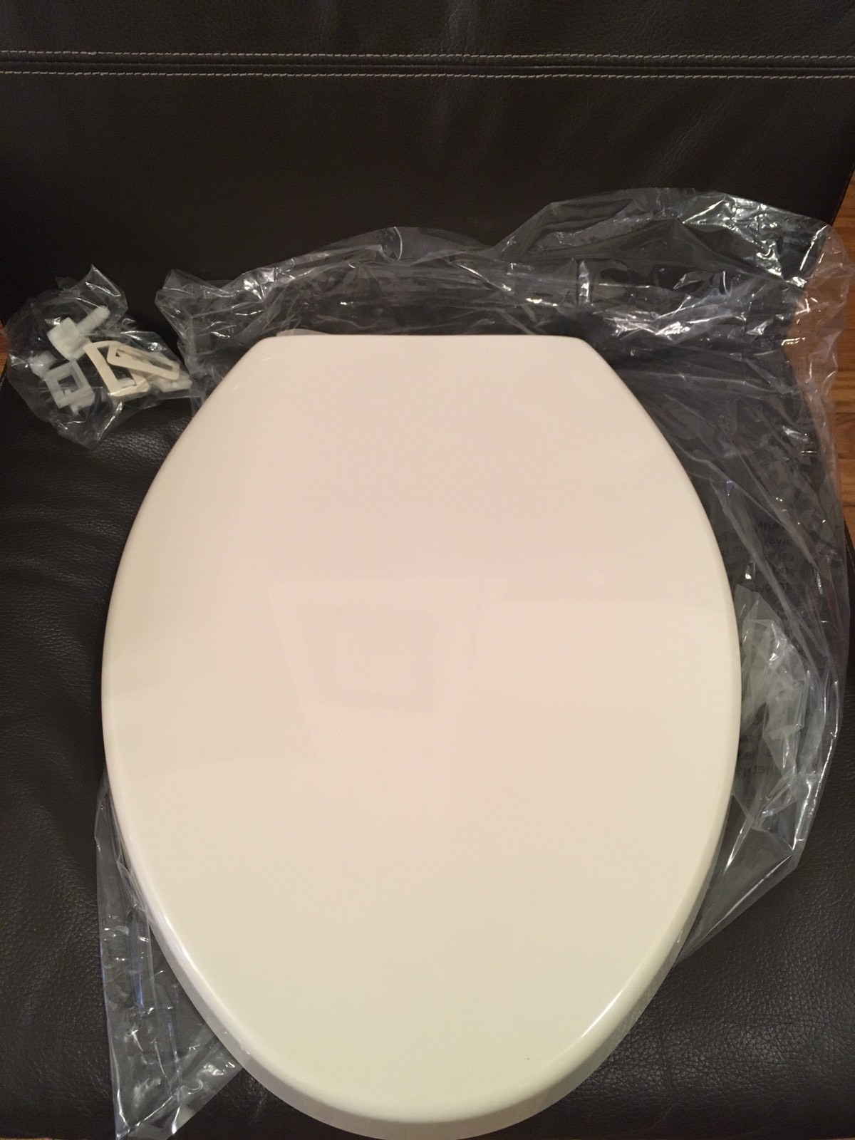 Porcher 70620-00.071 Ovale Elongated Slow Close Toilet Seat, Biscuit