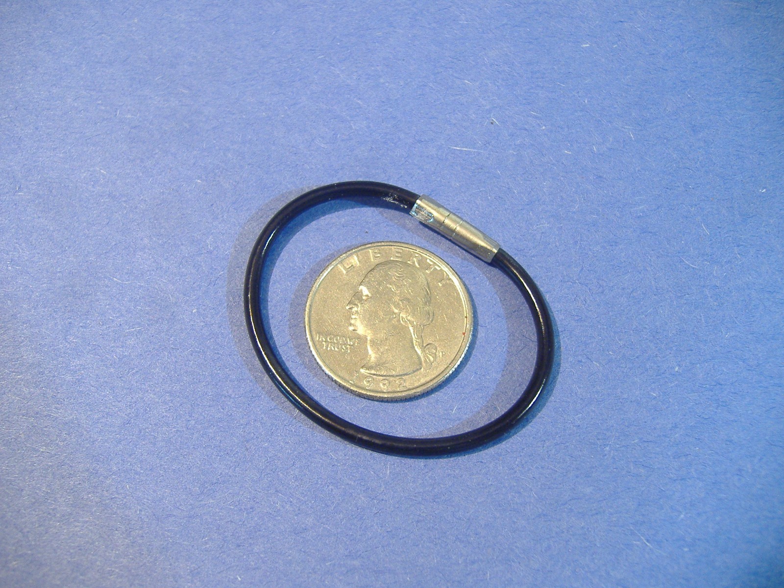 LUCKY LINE  BLACK NYLON COATED TWISTY KEY RING MADE IN USA