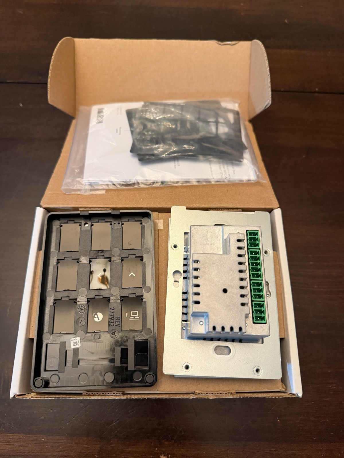 Crestron MPC3-102-B 6507828 3-Series Media Presentation Controller