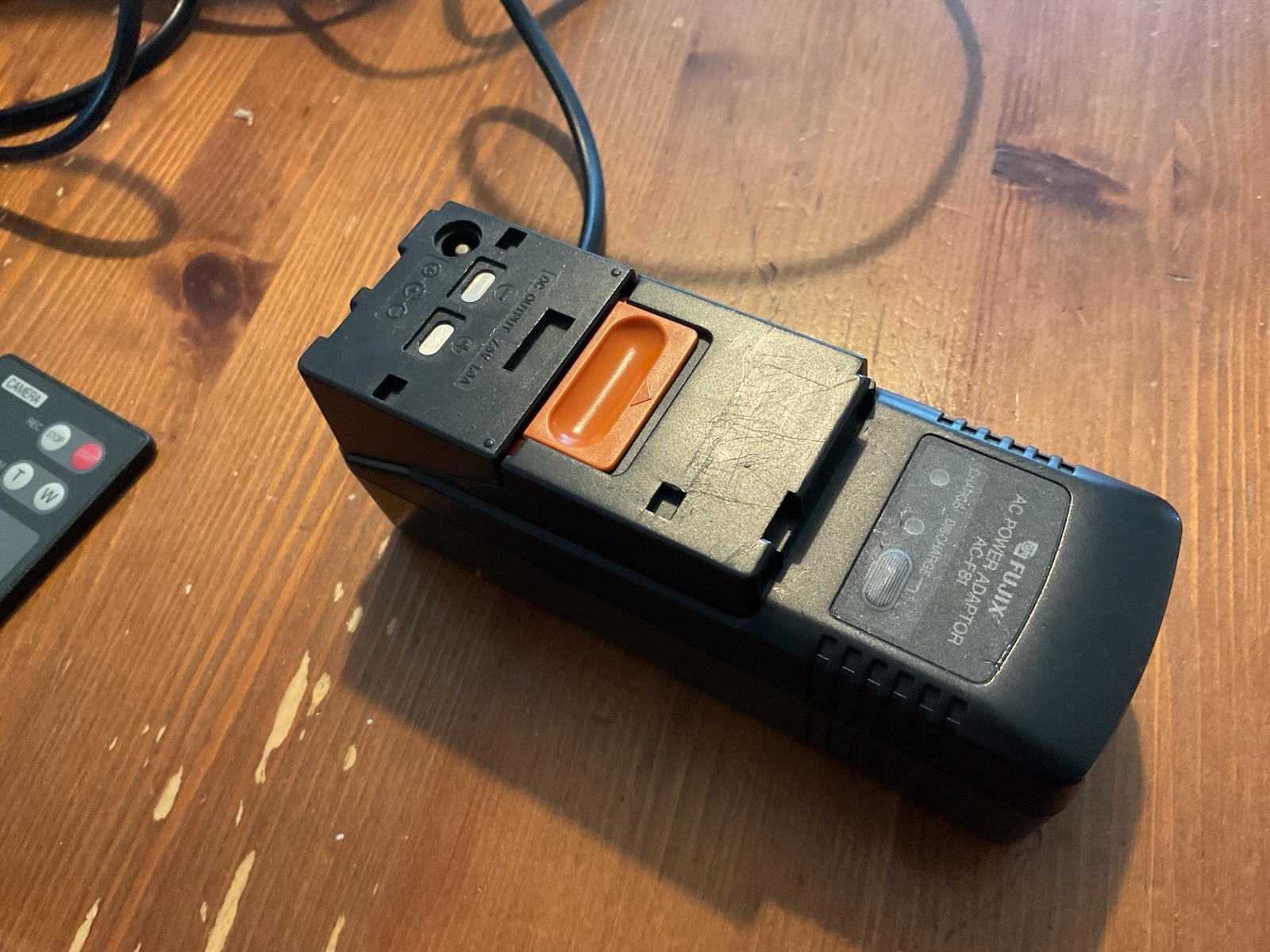 Fuji FG122SW | Video8 camcorder with box and accessories (tested - needs repair)