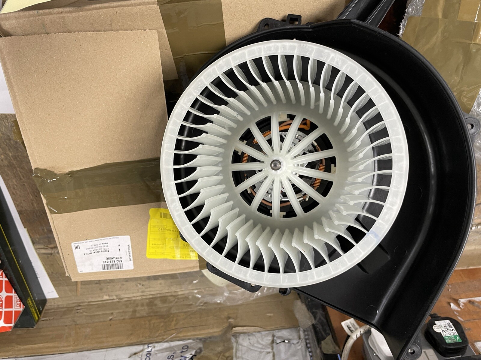 AUDI A1 VW POLO SEAT IBIZA SKODA FABIA HEATER BLOWER FAN MOTOR 6R2819015 GENUINE