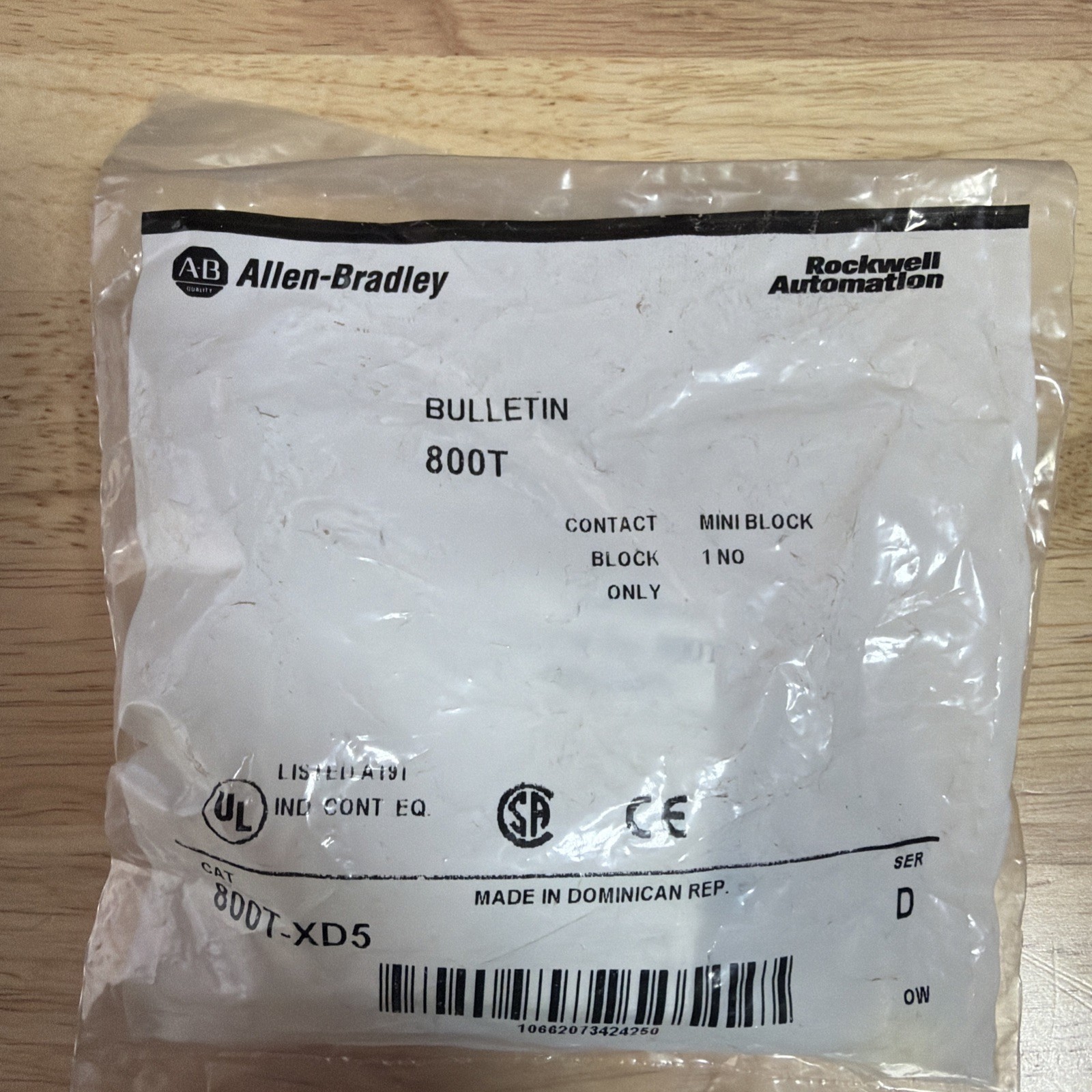 Allen Bradley 800T-XD5 Series D Contact Mini Block 1 NO New In Package