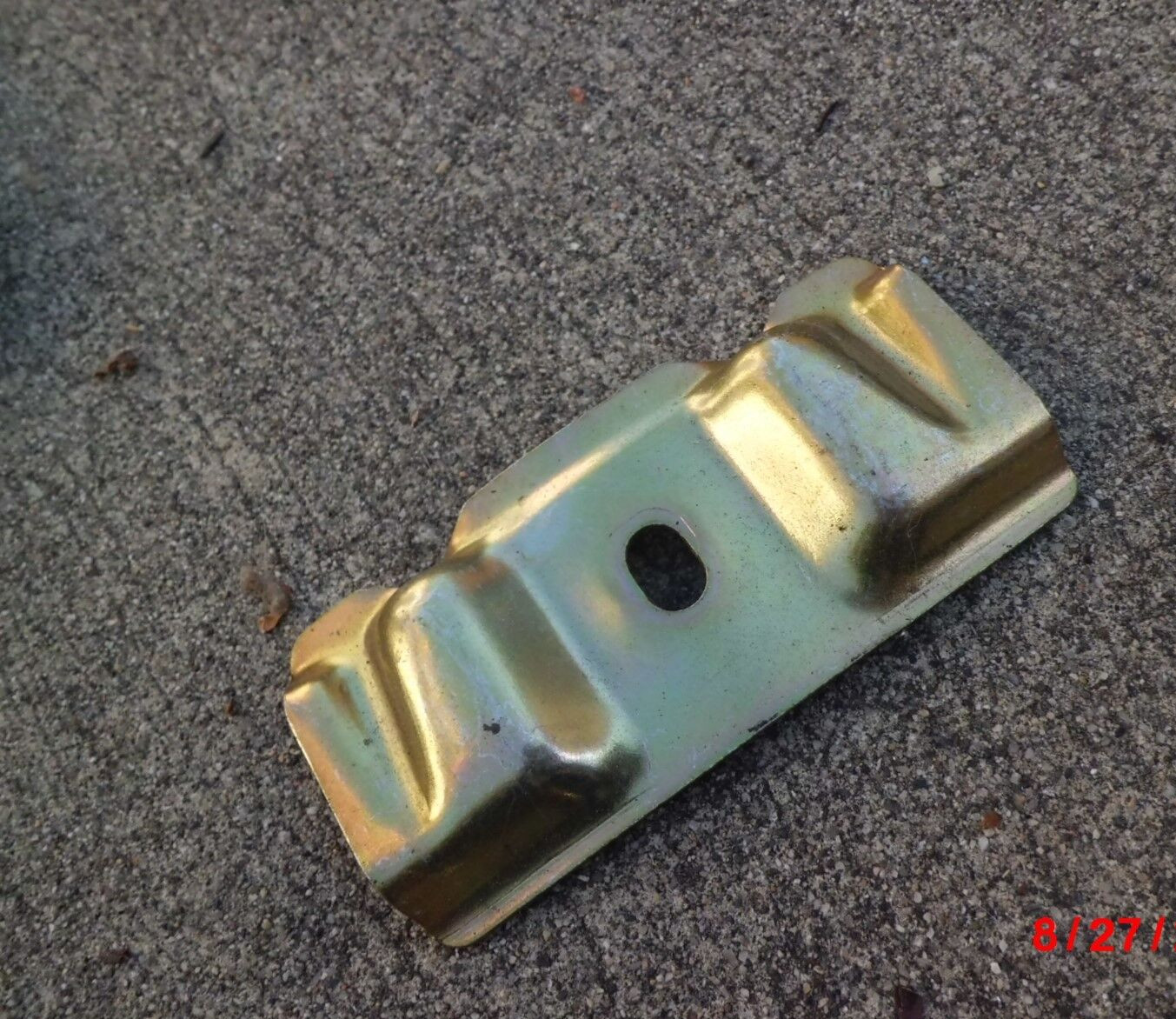 Mercedes-Benz W220 W203 W211 W209 W215 W210 CL600 S600 S55 battery hold bracket