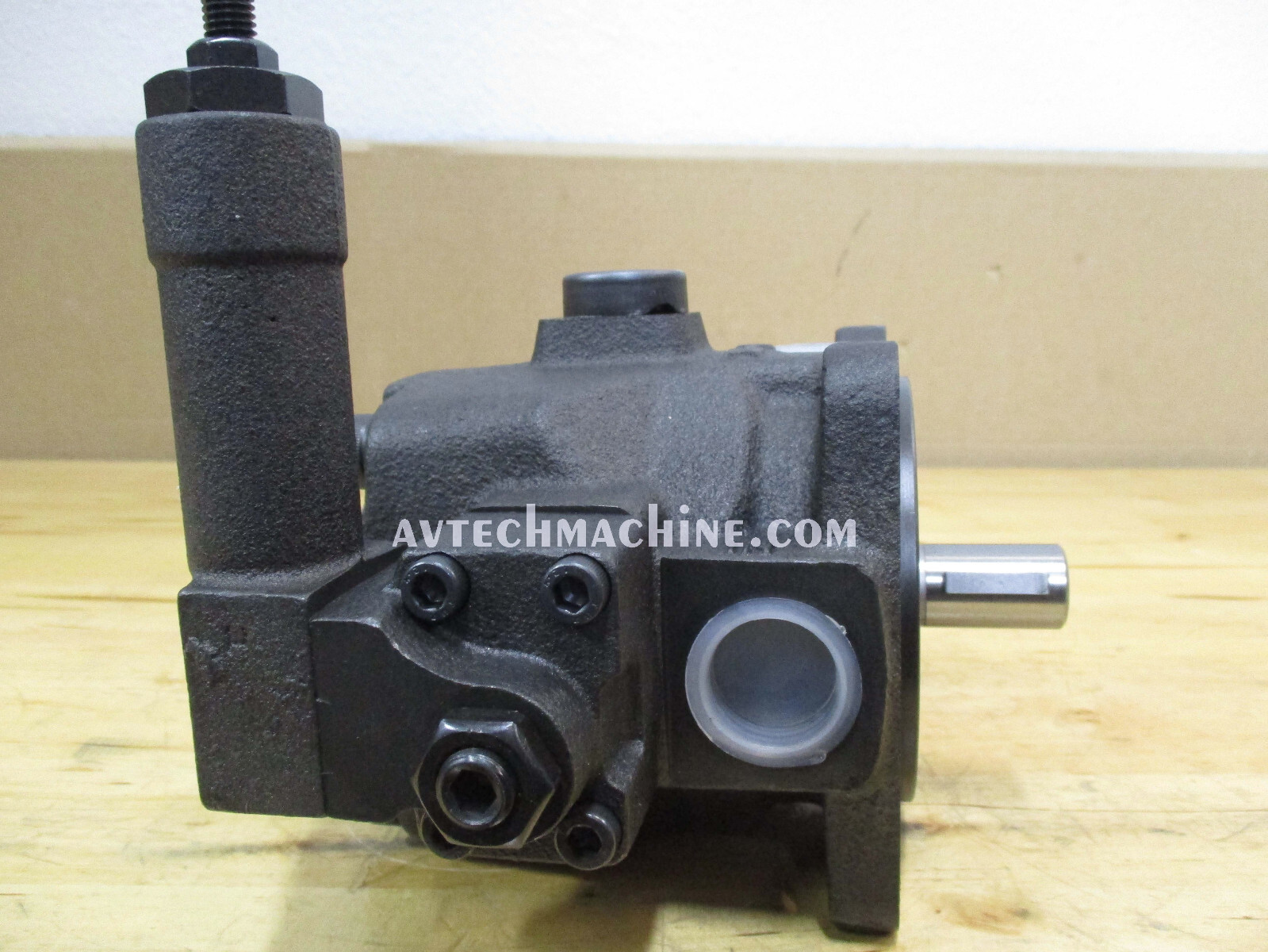 VD2-30FA4 Kompass Hydraulic Variable Vane Pump Max. Pressure 140Kg VD2-30F-A4