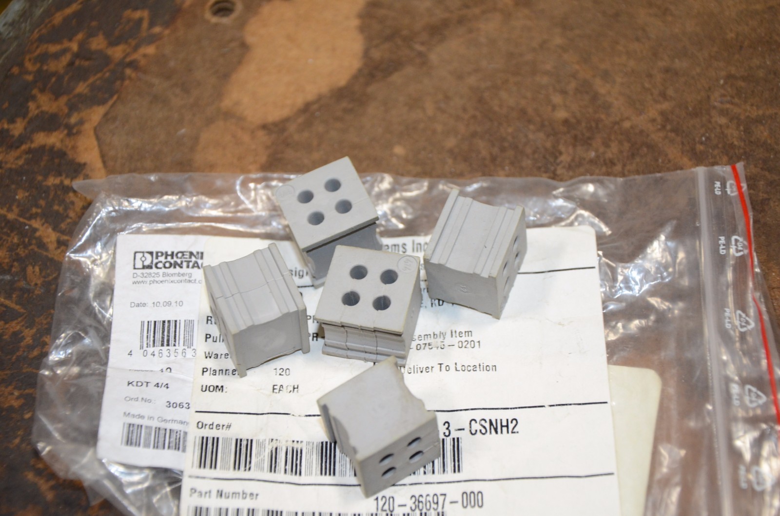 Phoenix Contact KDT 4/4 4-4 Rubber Sleeve 5 Qty & 7 Qty of KDT 3-4 NEW