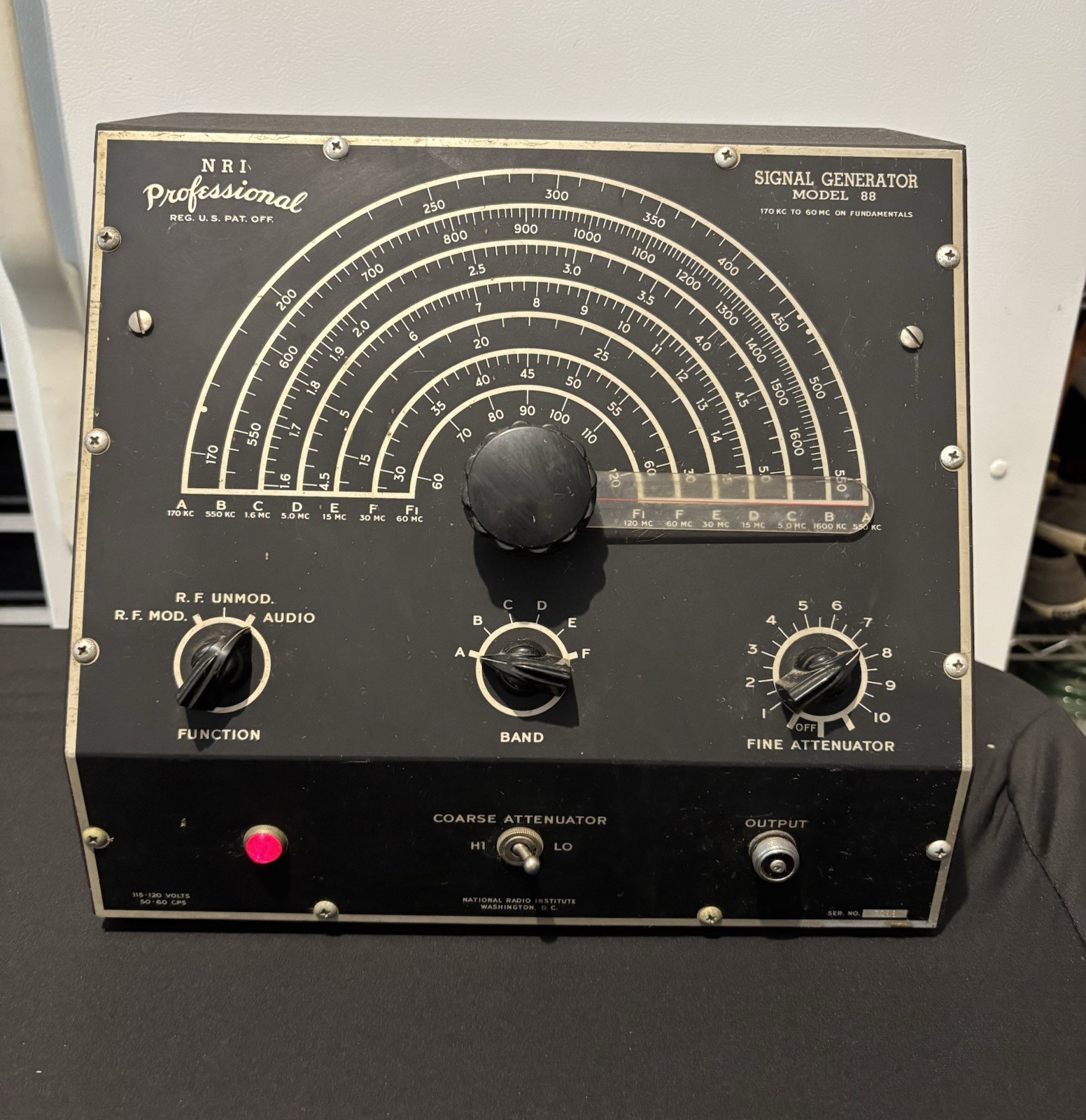 NRI Professional Signal Generator Model 88 Powers On Untested