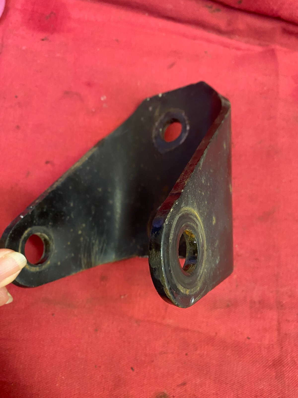 INTERNATIONAL BRACKET, MOUNT upper shock support 3549102