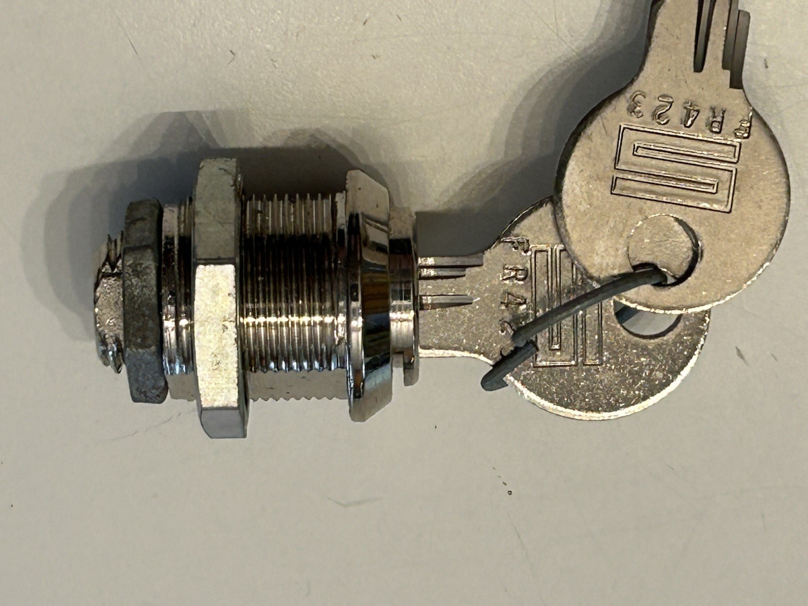Steelcase Replacement Lock Cylinder Plug Core with 2 keys - NOS