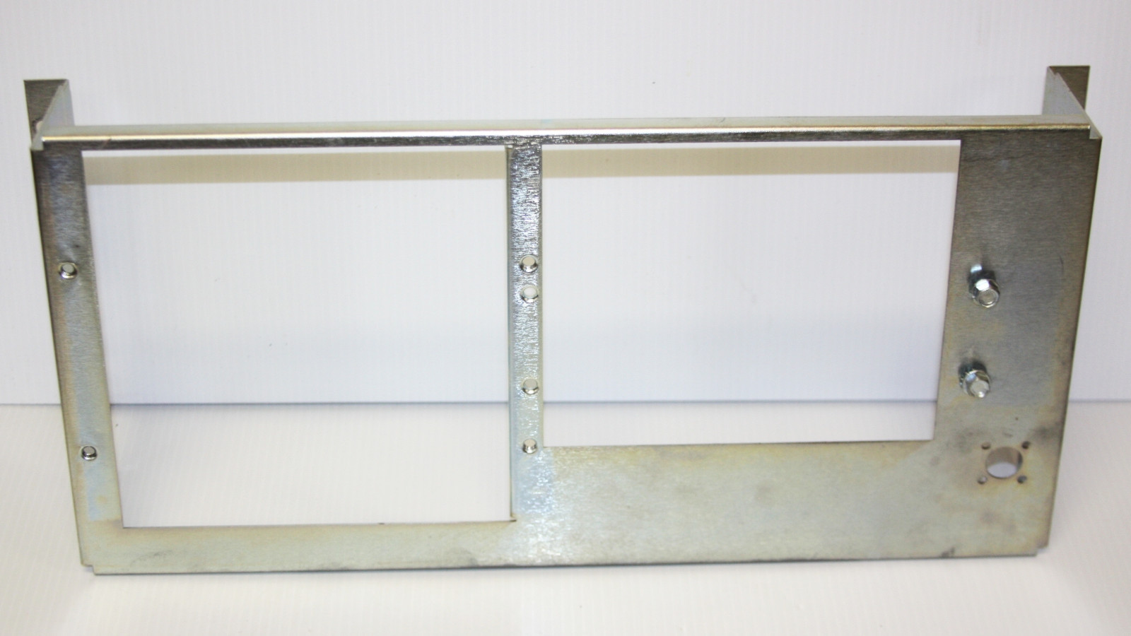Rack Mount Bracket #2785402u02--Motorola Quantro/Quantar Repeater/Base Station