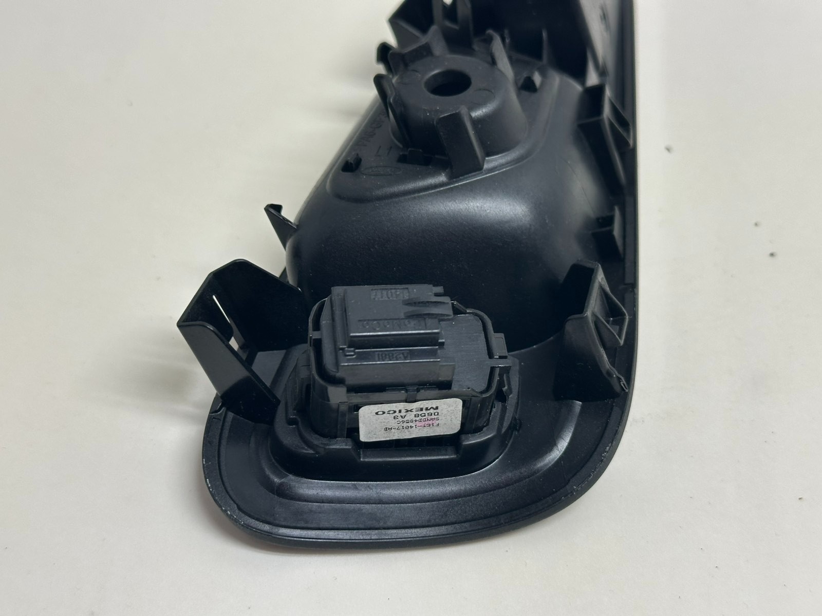 Ford Focus 2015-2018 Door Handle Left Driver Front Interior OEM