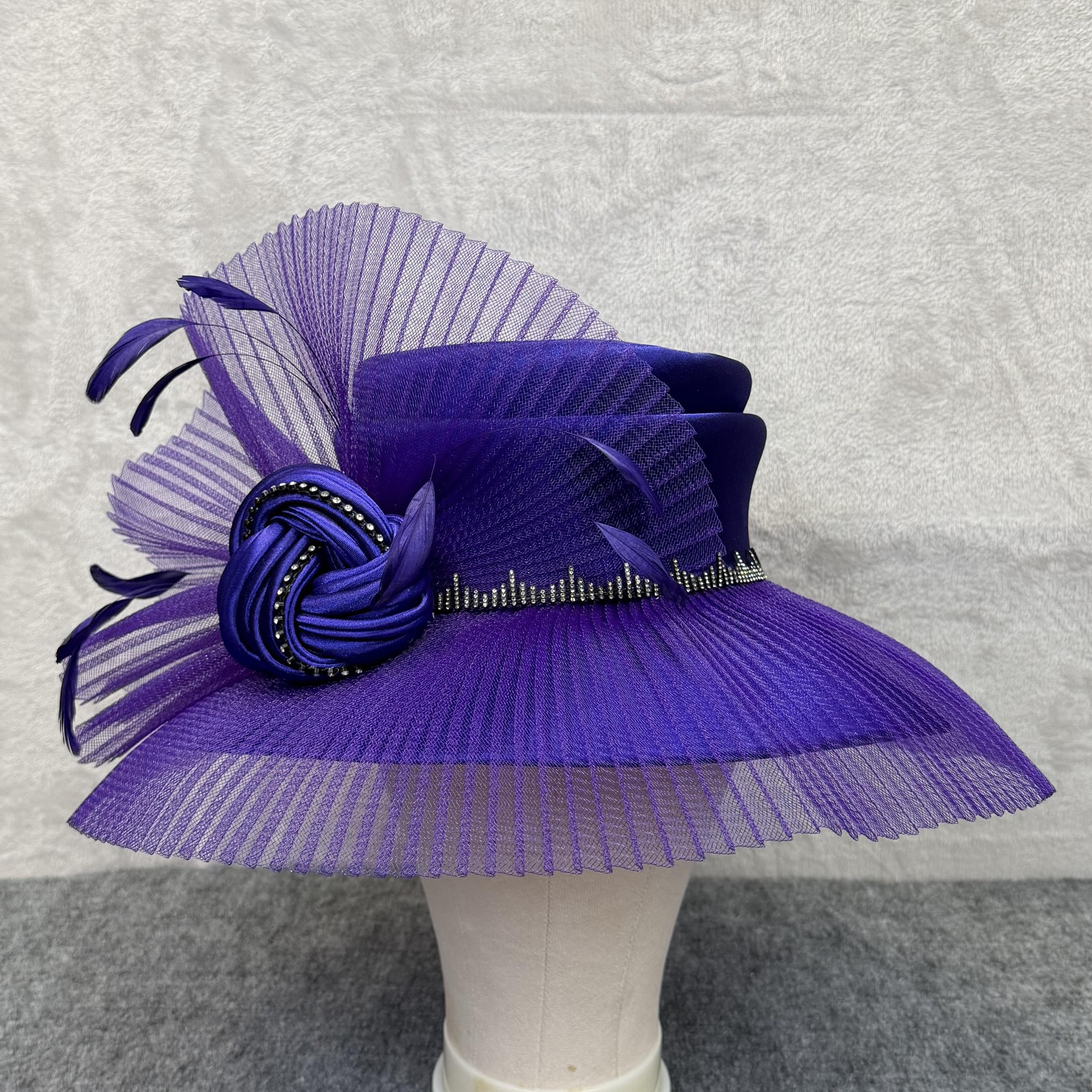 Ms Divine Hat Womens Purple Mesh Wide Brim Rhinestones Derby Church Wedding NWOT