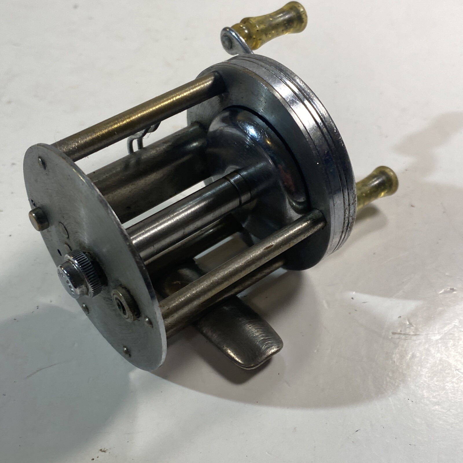 South Bend No. 20 Model A Fishing Reel with working condition