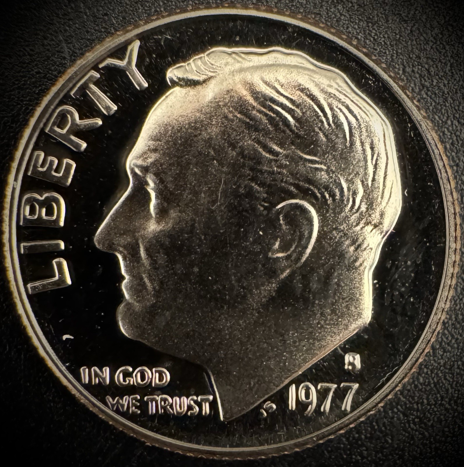 1977-S PROOF Roosevelt Dime 10C Clad DEEP CAMEO Coin From US Mint Proof Set