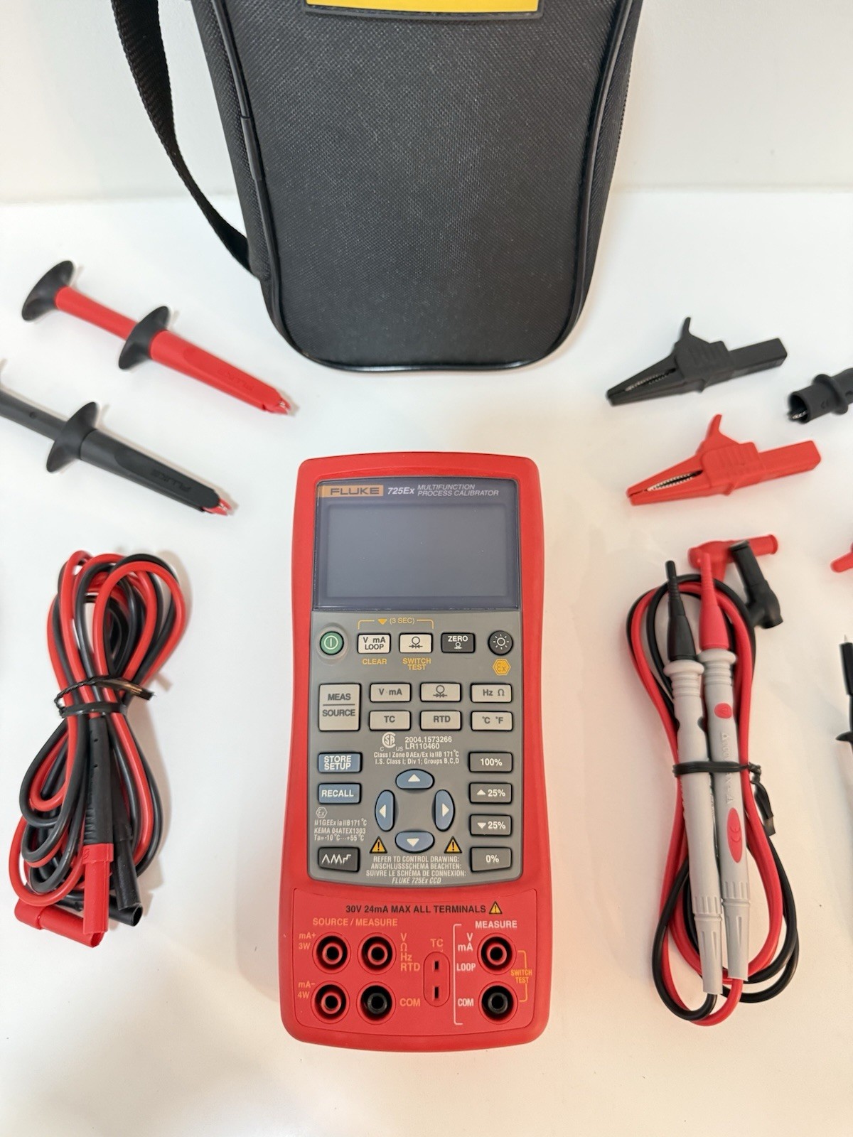 FLUKE 725EX MULTIFUNCTION PROCESS CALIBRATOR W/ ACCESSORIES  SHIPS FAST