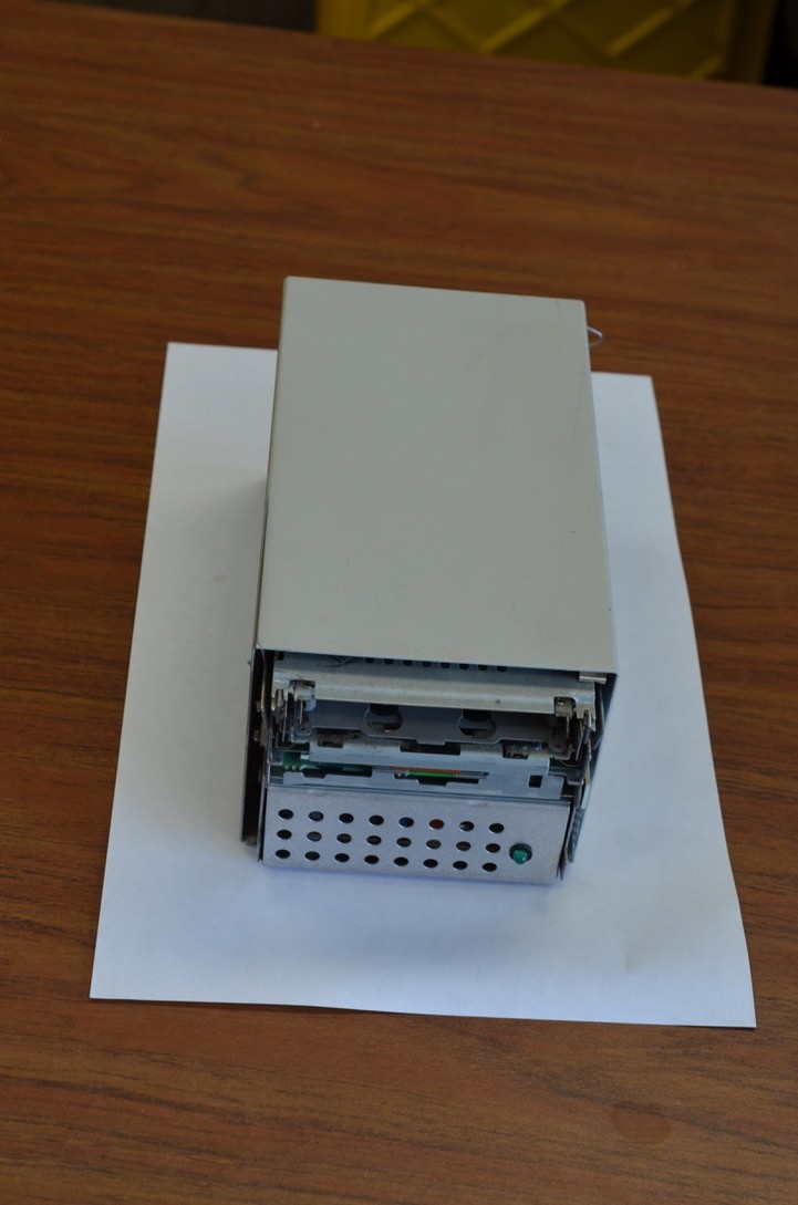 Hewlett Packard HP C1529F C1529-60003 external drive for parts