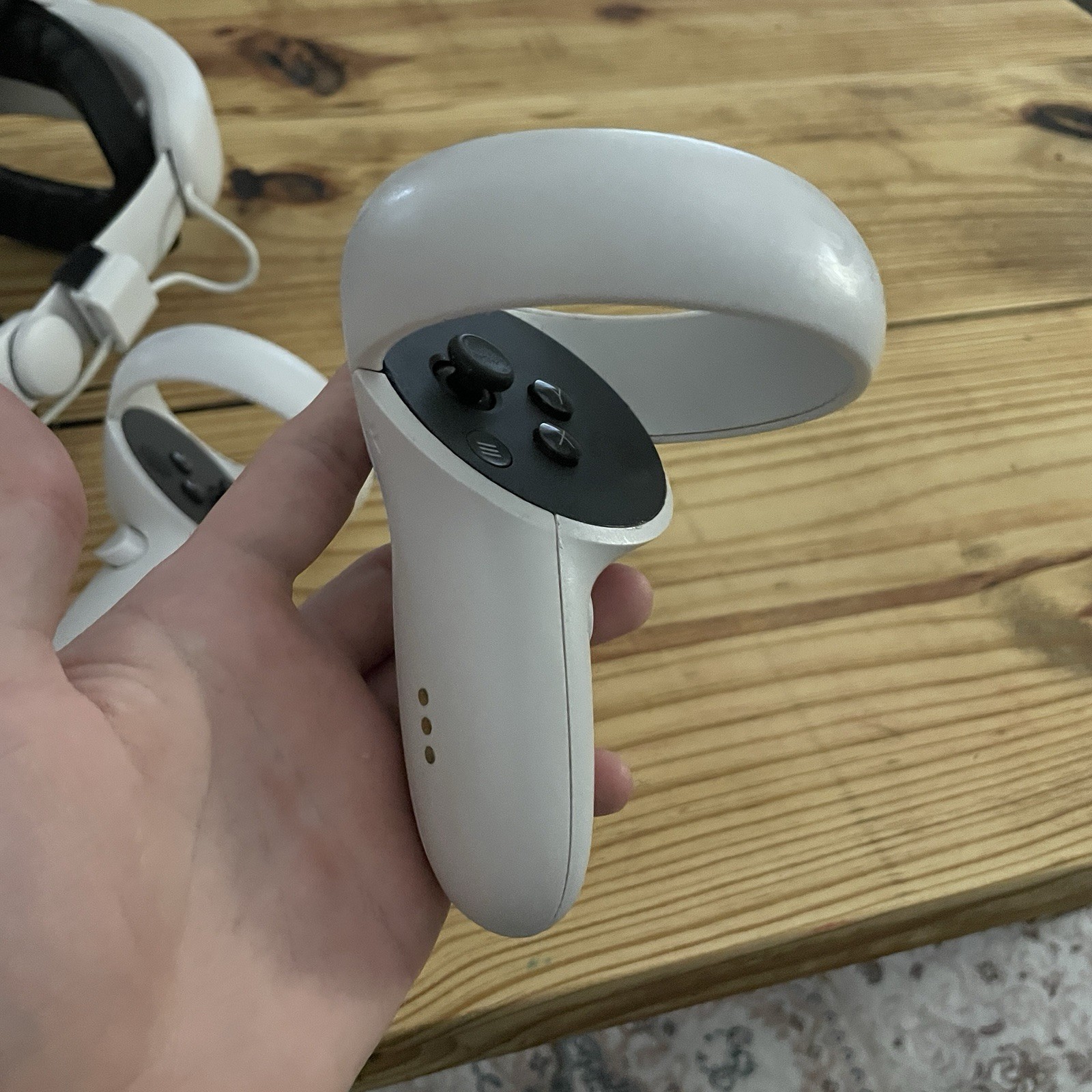 ORIGINAL Oculus Quest 2, KIWI Headset Strap & Extended Battery Kit, With Charger