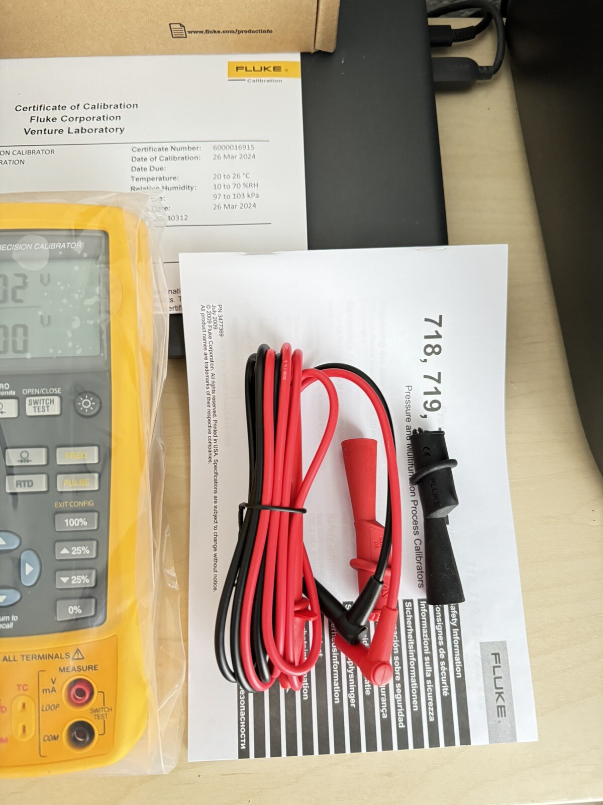 FLUKE 726 PRECISION MULTIFUNCTION CALIBRATOR fast ship via FedEx/DHL/UPS