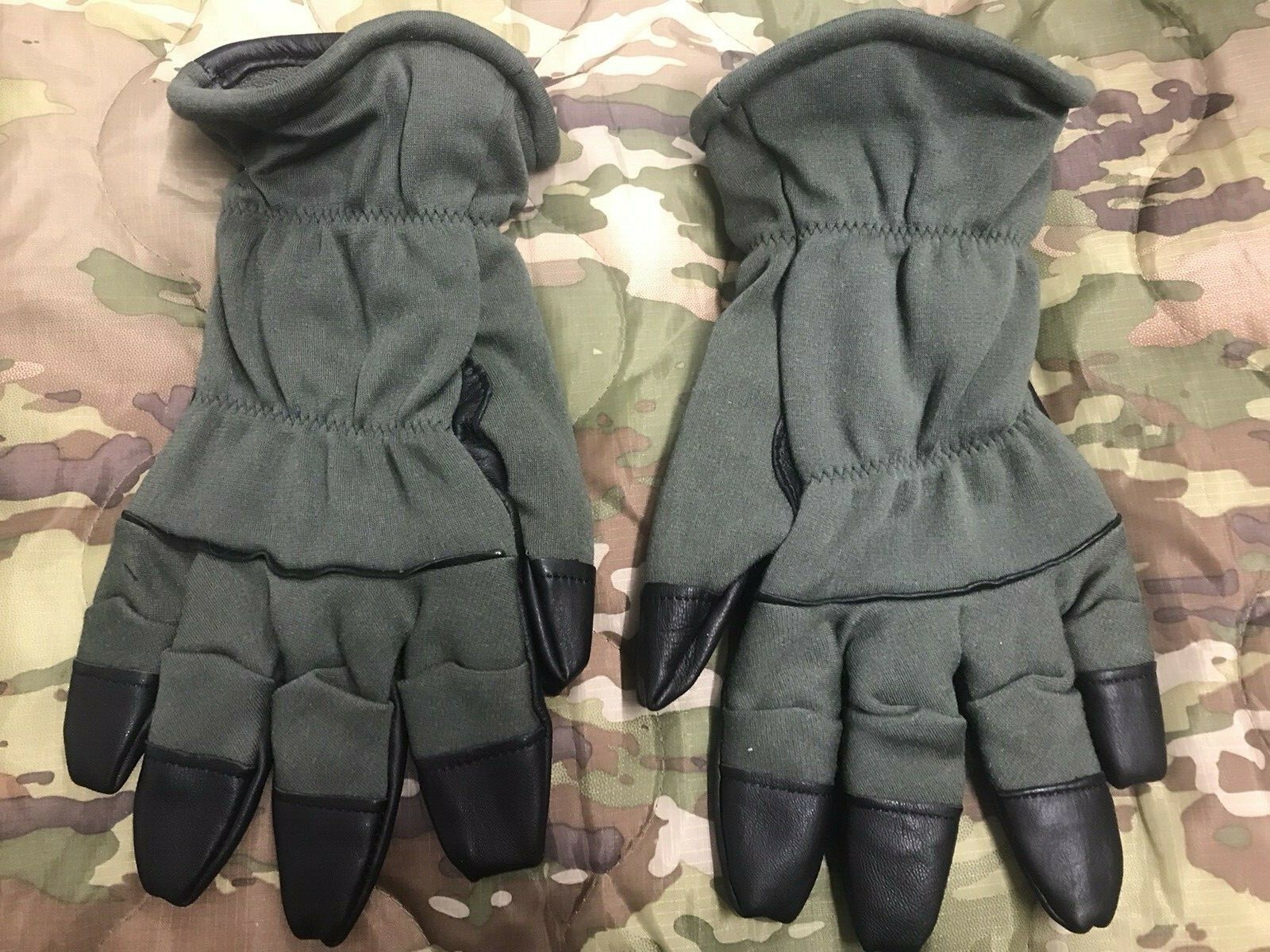 Flyers Gloves USGI Size 11 ( X Large ) Intermediate Cold HAU-15/P NOS