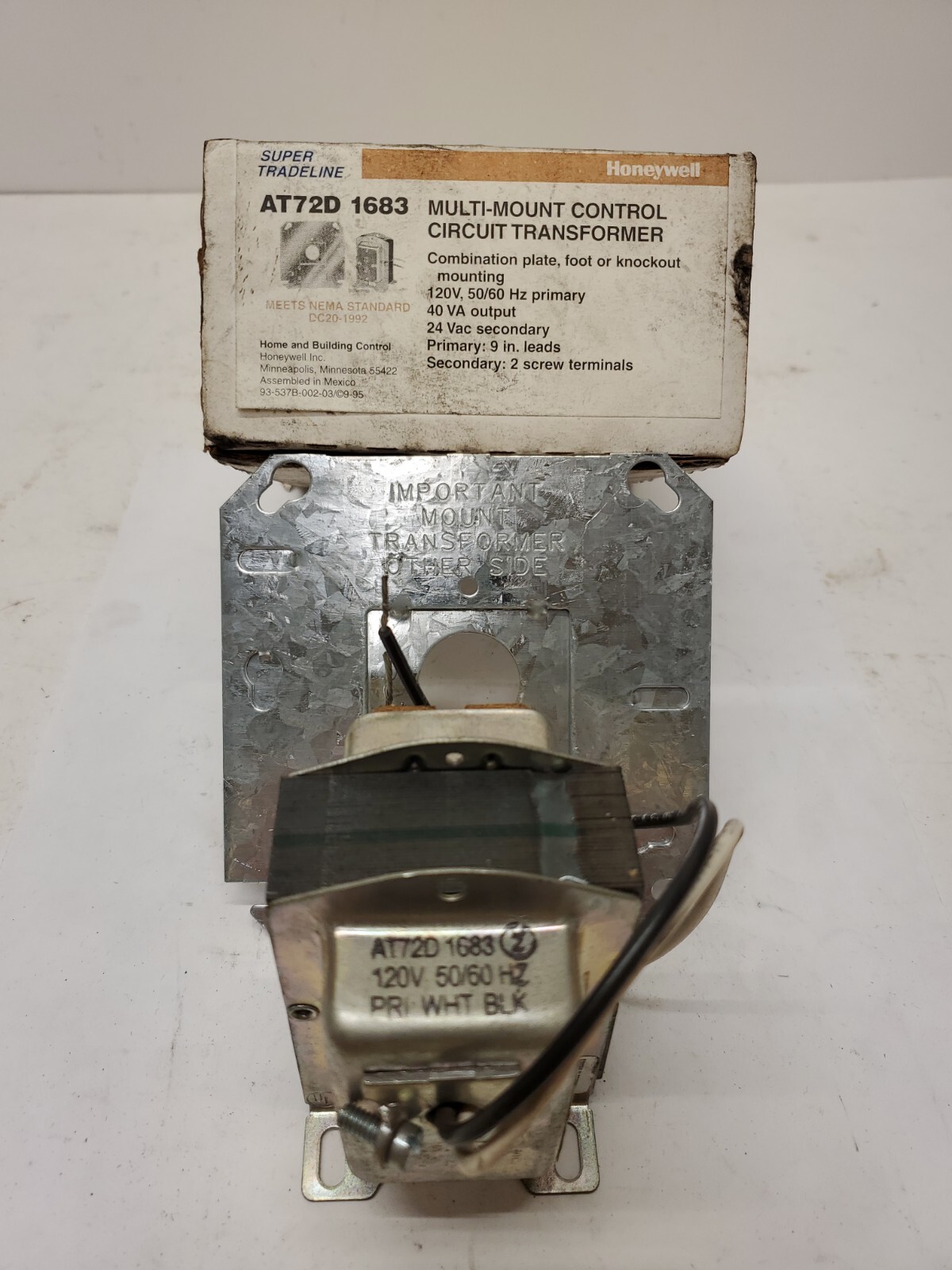 Honeywell AT72D-1683 Multi-Mount Control Circuit Transformer