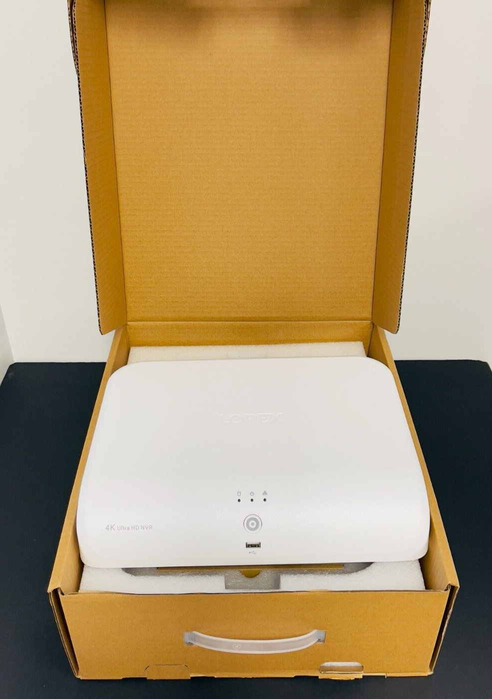 Lorex N844A82 4K 8-Ch Network 2TB Video Recorder with Smart Motion Detector NEW