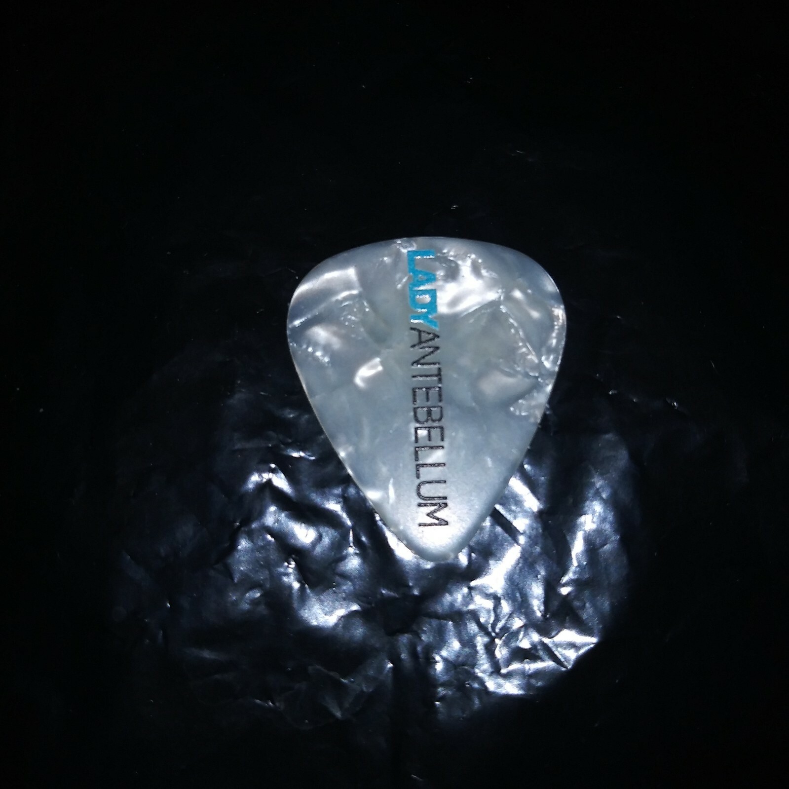 LADY A ANTEBELLUM You Look Good 2017 Concert Tour Pearl GUITAR PICK Need You Now