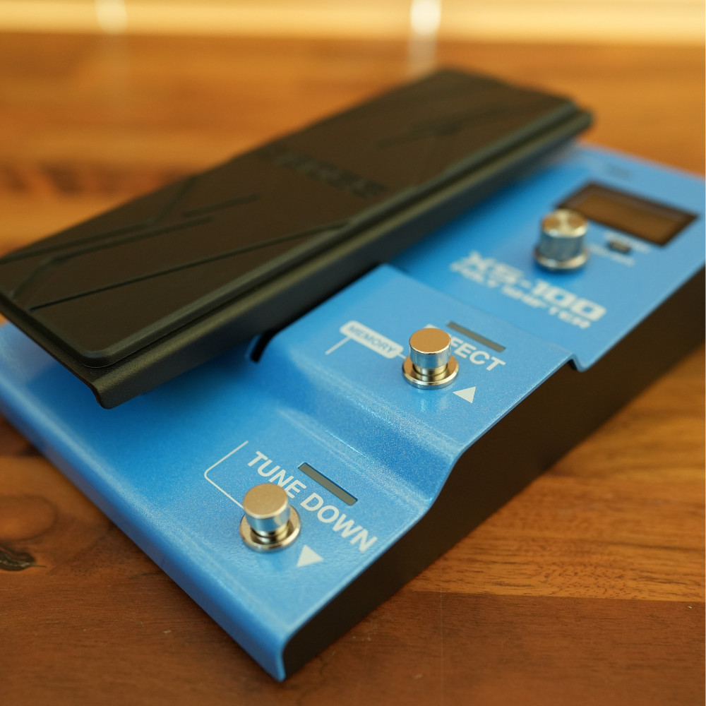 BOSS XS-100 POLY SHIFTER Guitar Effects Pedal