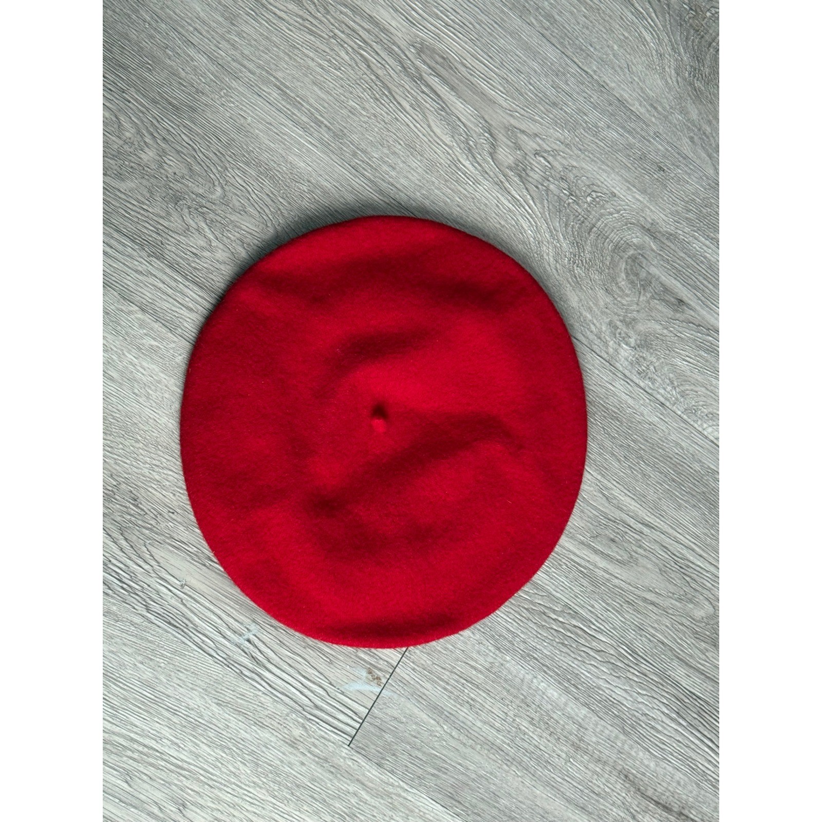 Talbots Red Wool Beret Hat Made in Czech Republic Classic French Style Accessory
