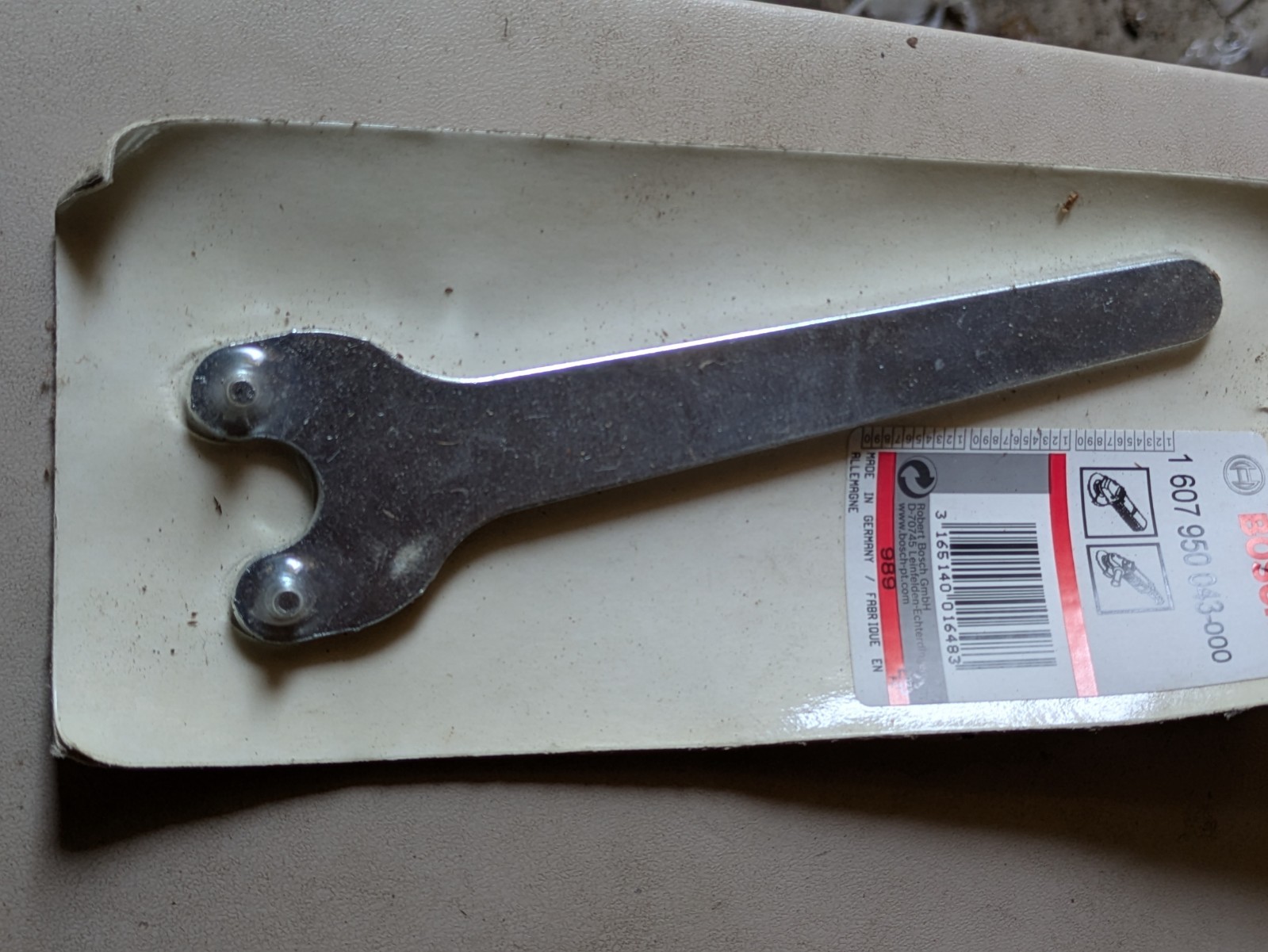 Lot of 2  Bosch 1607950043 Angle Grinded Spanner Wrench  New in Packaging