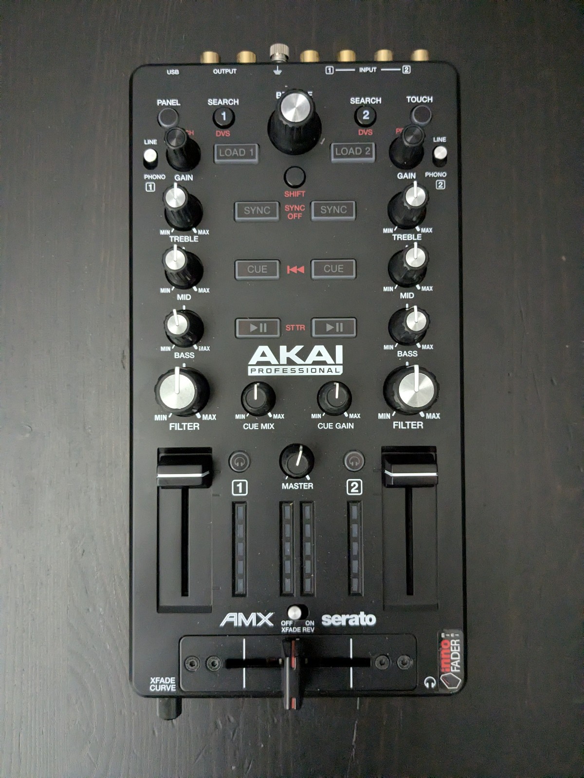 Akai Pro AMX DJ / Midi Controller with Built-in Sound Card