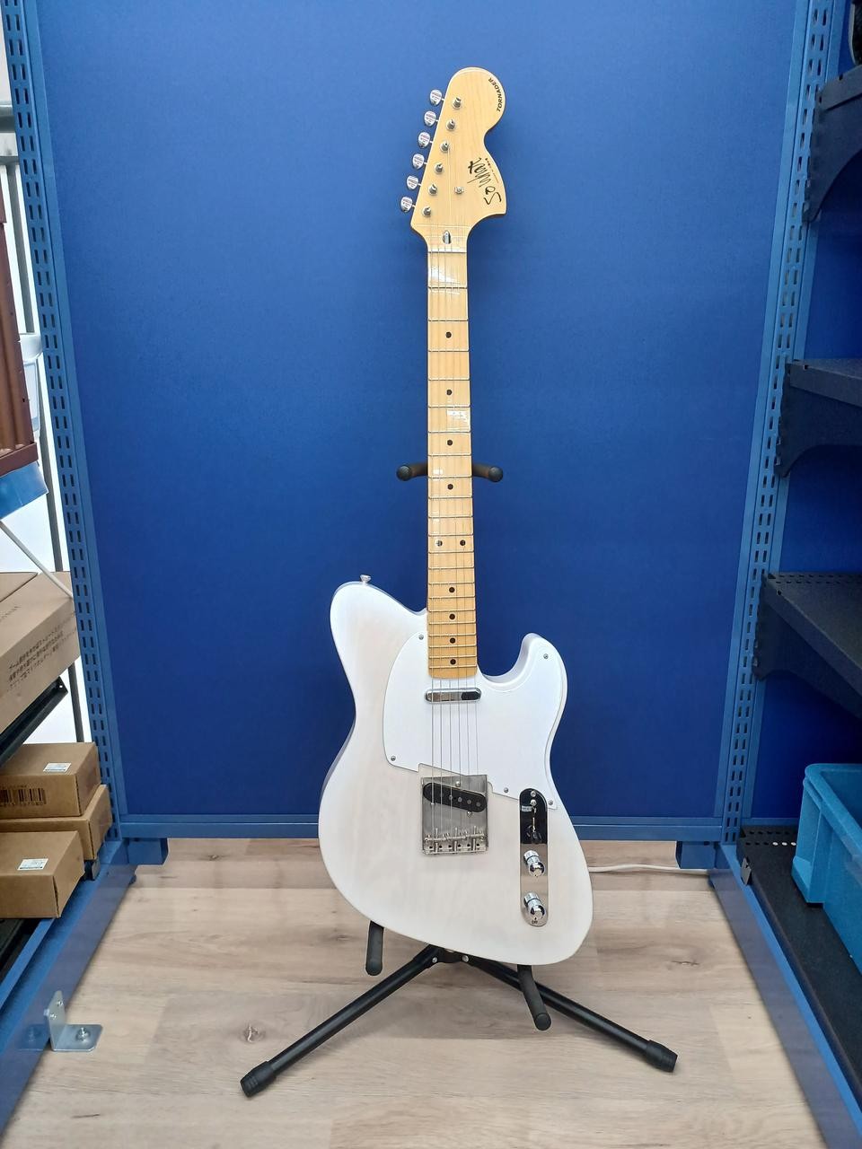 Eight-string Kouta TORNADER Fender series Other body types