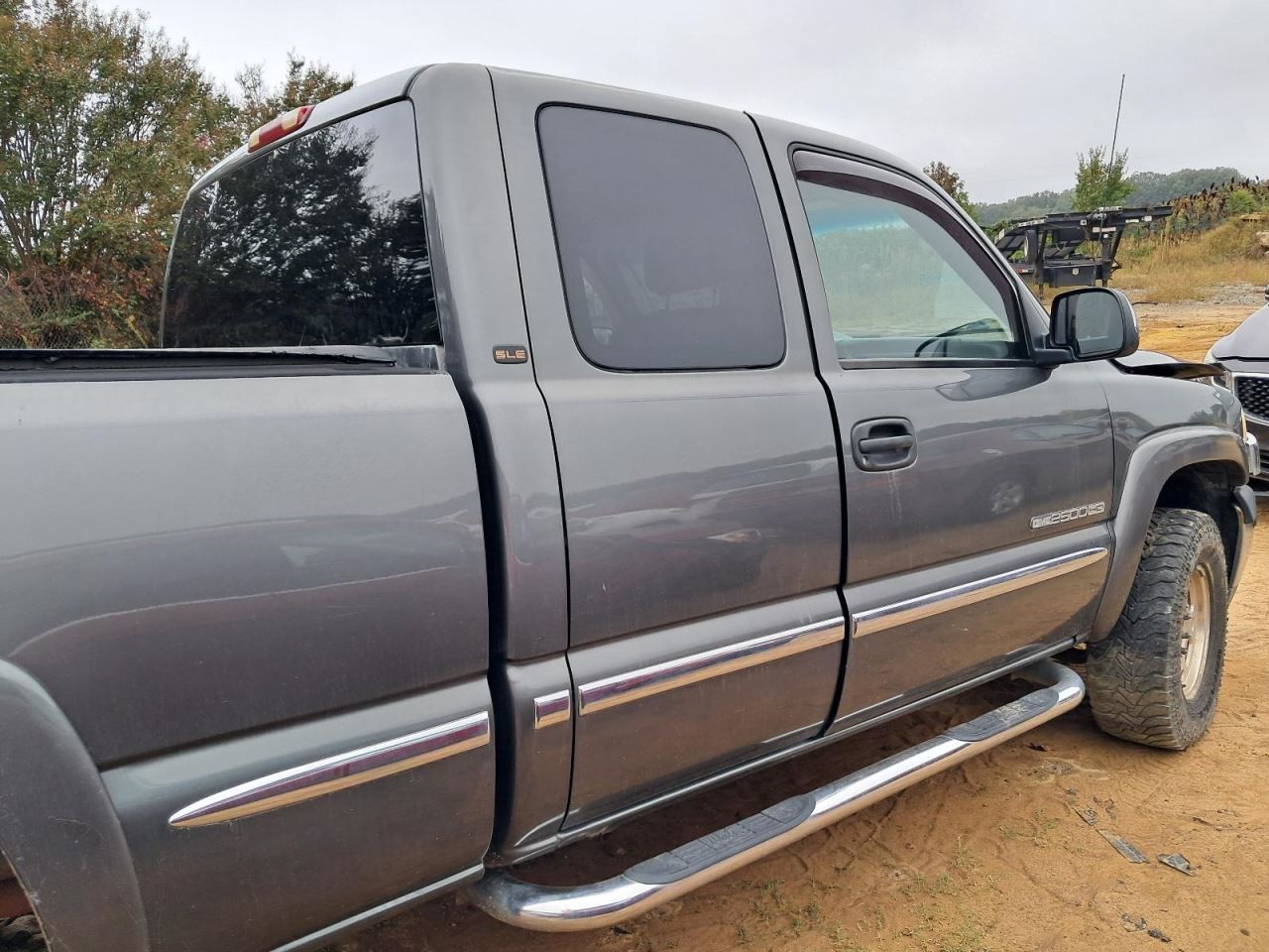 SIERRA250 2001 Glove Box 4803619