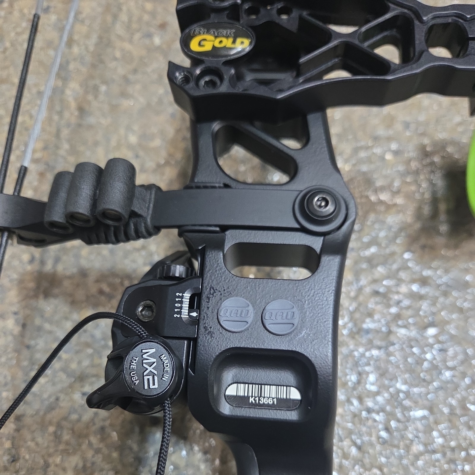 Bowtech CORE SS 40-50# RH Loaded!