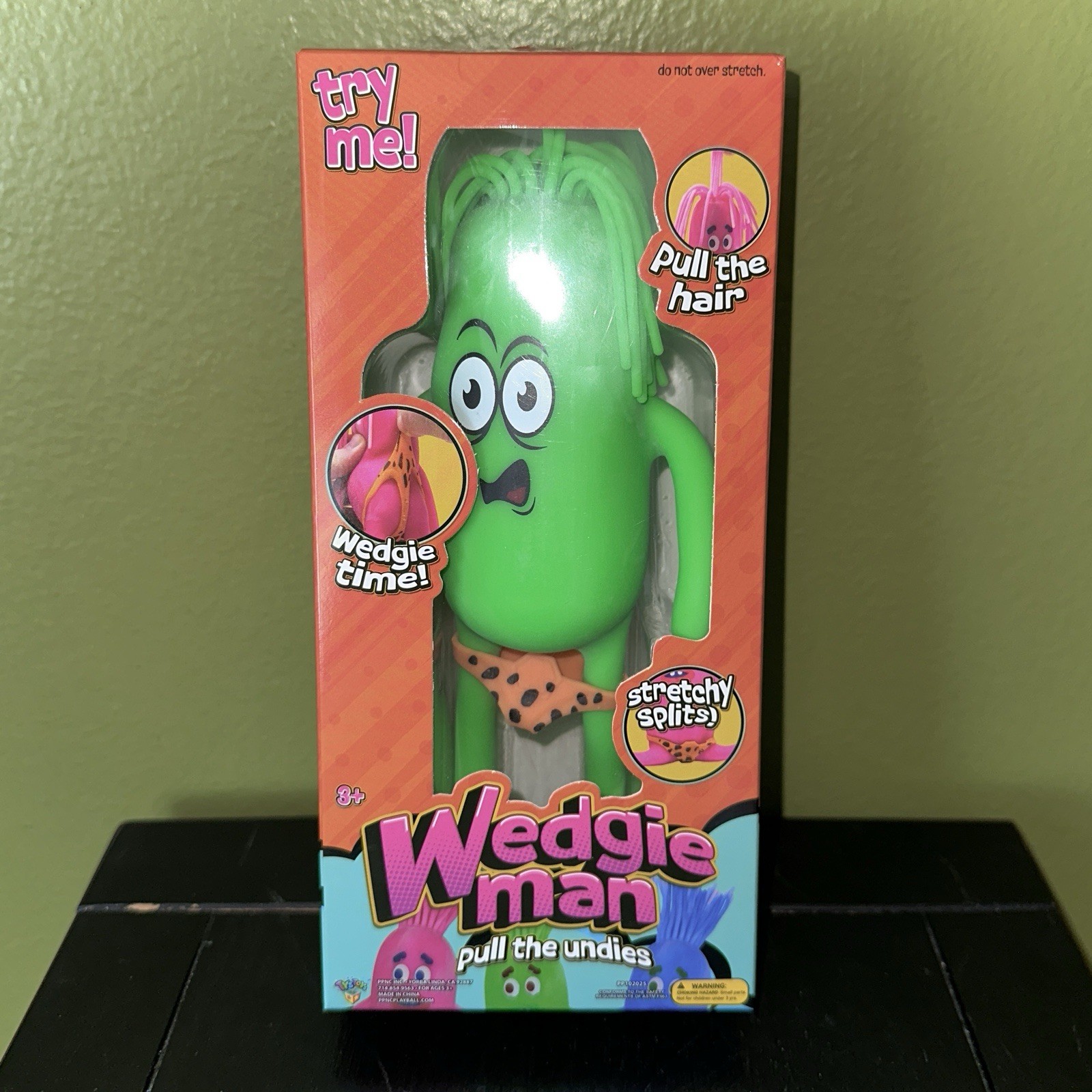 New WEDGIE MAN Green Stretchy Squishy Stress Relief Fidget Sensory Viral Toy