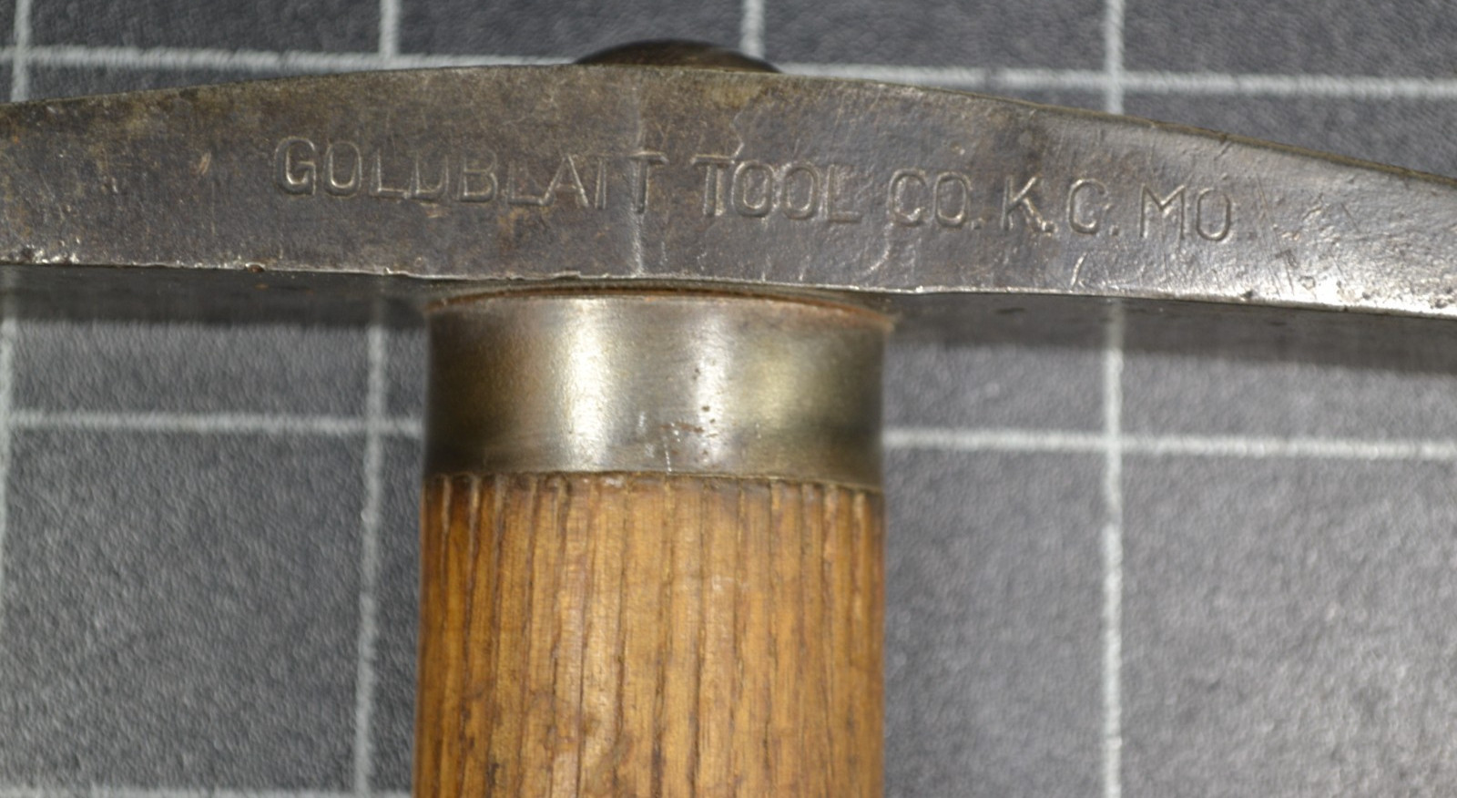 GOLDBLATT TOOL COMPANY - KC, MO - "TAKE DOWN" SCUTCH