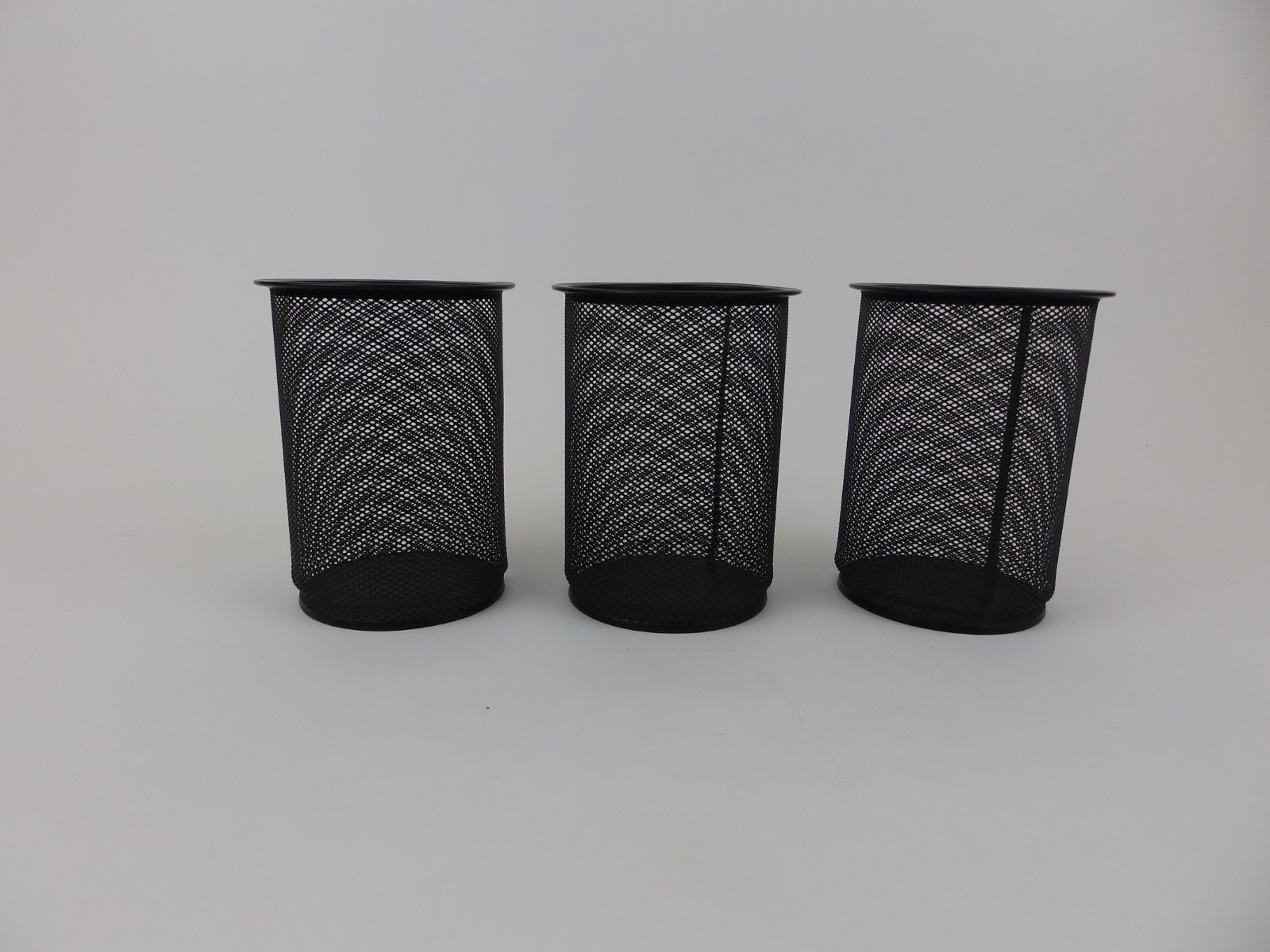 3 Pack Heavy Gauge Pencil/Utensil Holder Black Staples 2010 Model Won't Bend